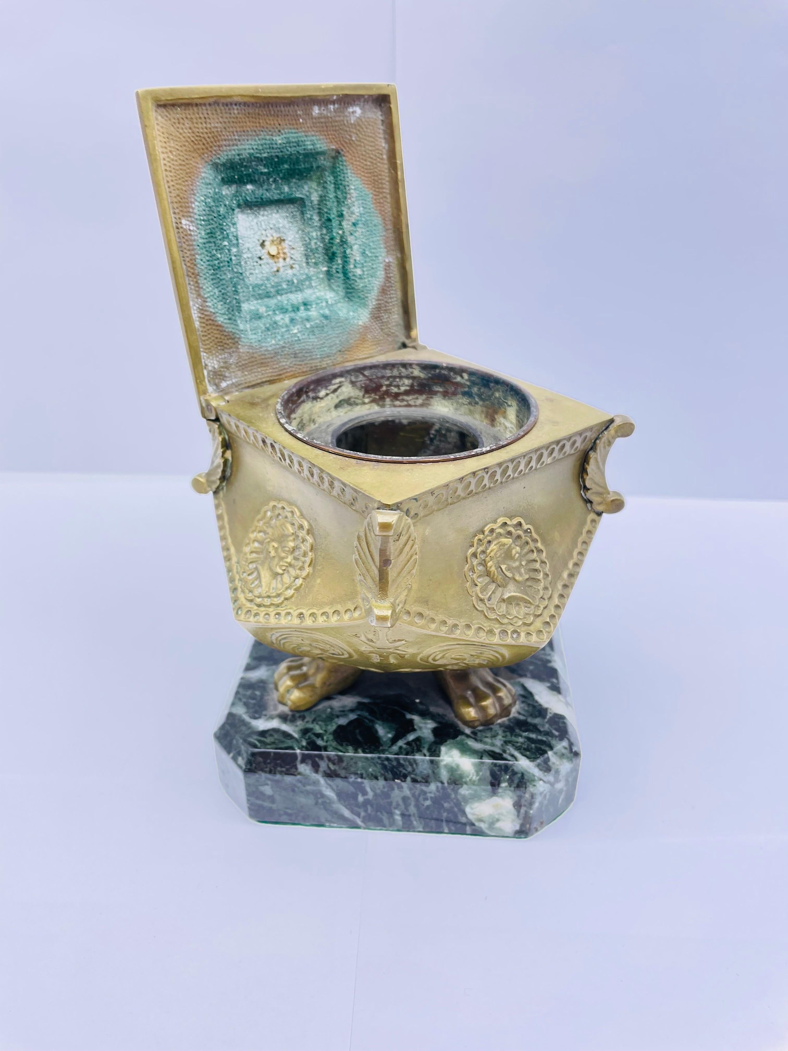 Stately Antique Brass Bronze Inkwell, Around 1880 In Good Condition For Sale In Berlin, DE
