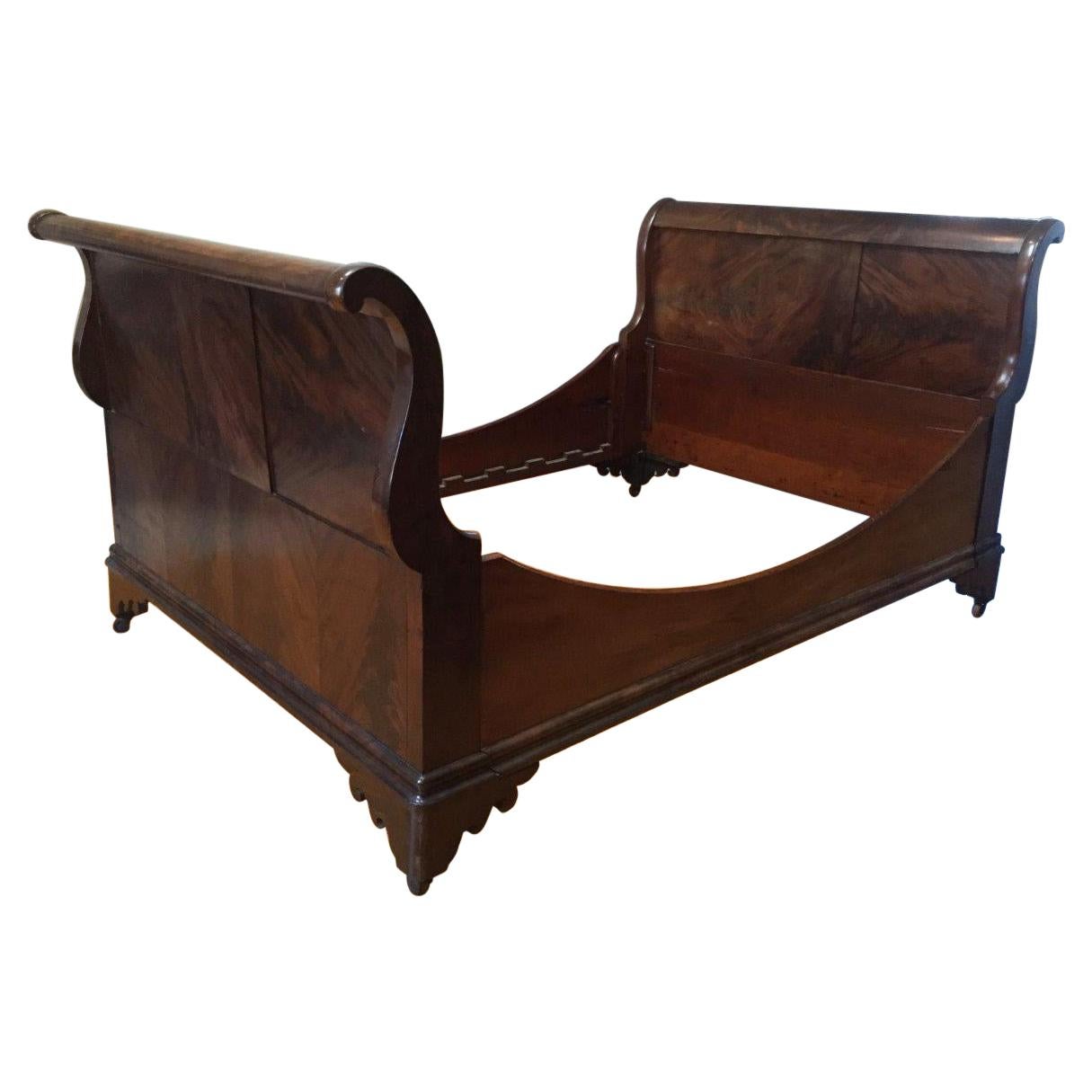 Stately Antique English Full Size Flame Mahogany Sleigh Bed Daybed