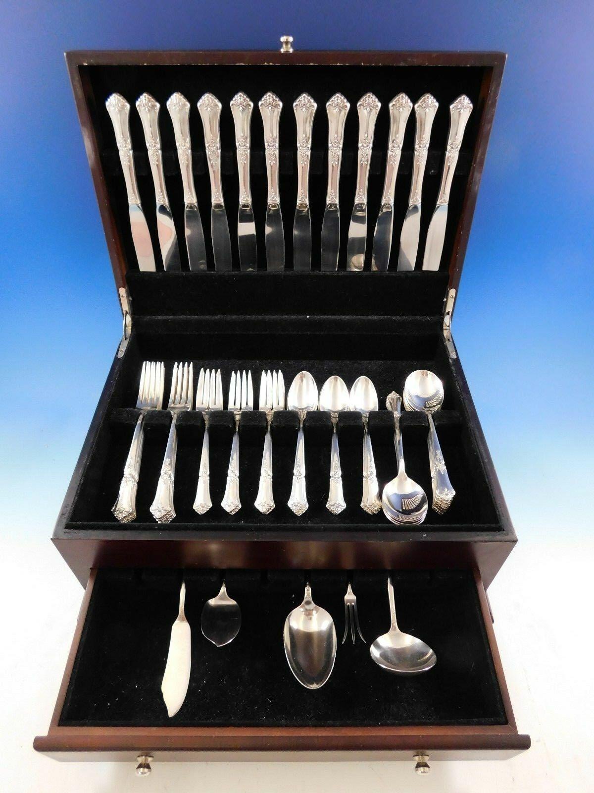 Beautiful stately by State House sterling silver flatware set, 66 pieces. This set includes:

12 knives, 9 1/8