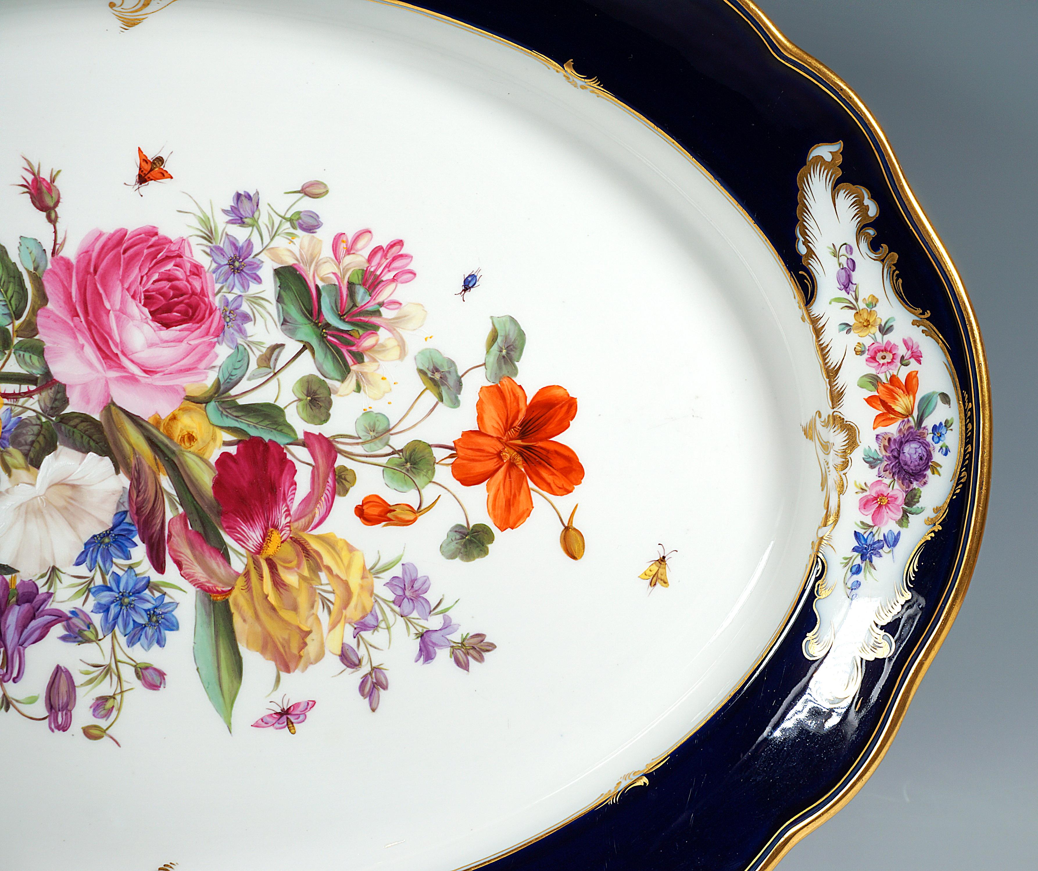 Hand-Crafted Stately Exceptionally Large Meissen Ceremonial Plate with Bouquet Painting, 1870