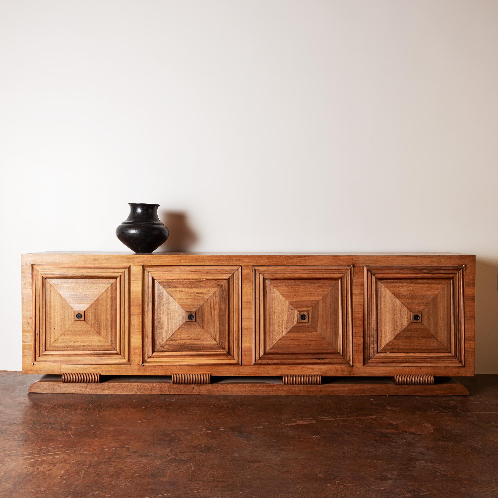 Stately French Late Deco Credenza in Walnut, 1940s 8