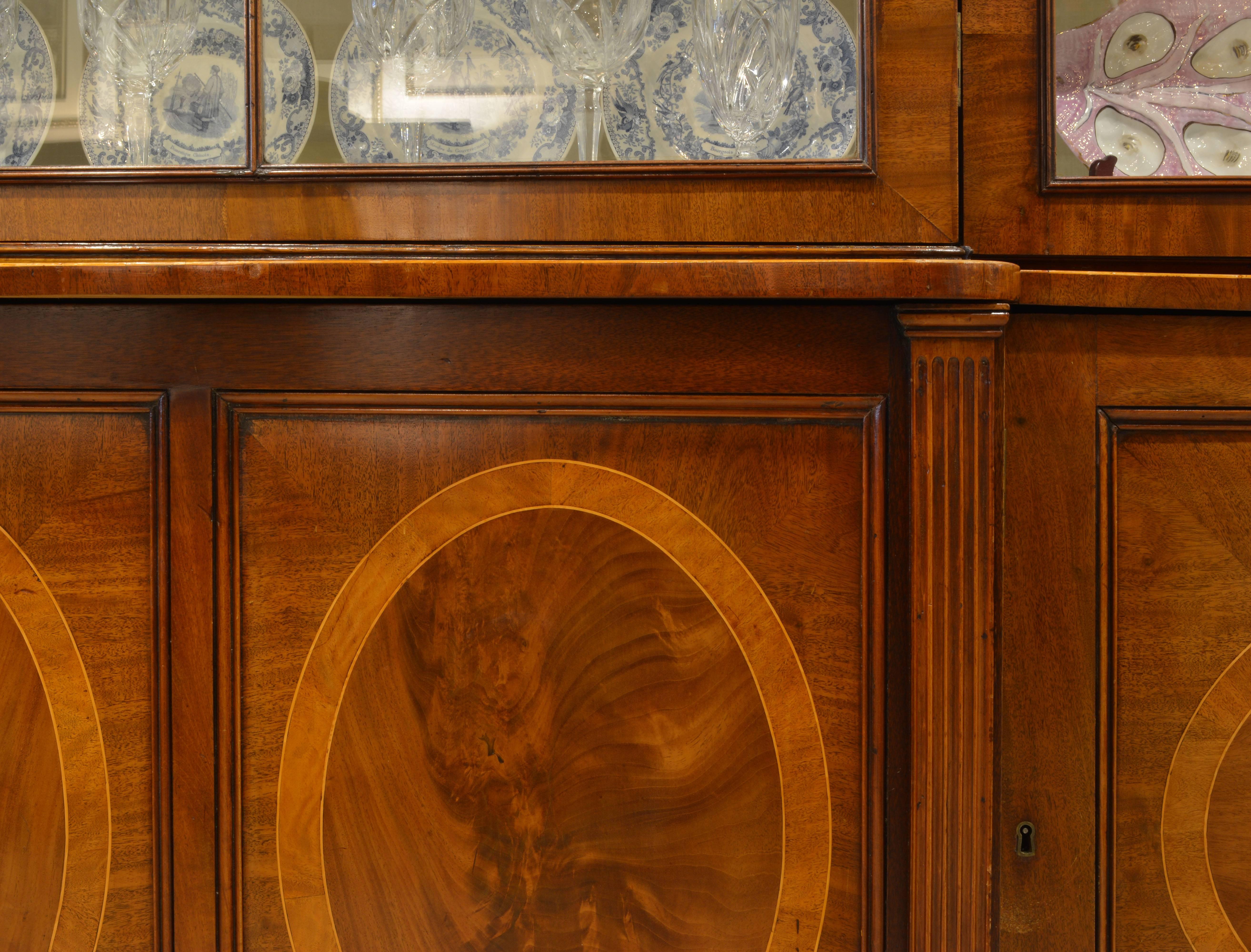 Stately Large George III Satinwood Inlay Mahogany Breakfront Bookcase 4