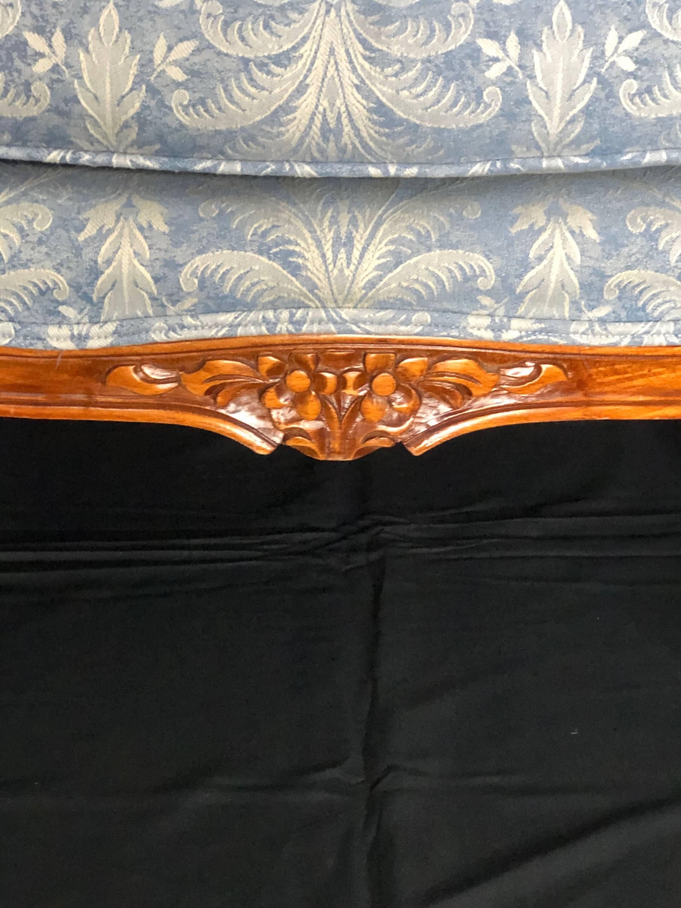 Stately Louis XV Style Carved Wingback Armchair In Good Condition In Hopewell, NJ