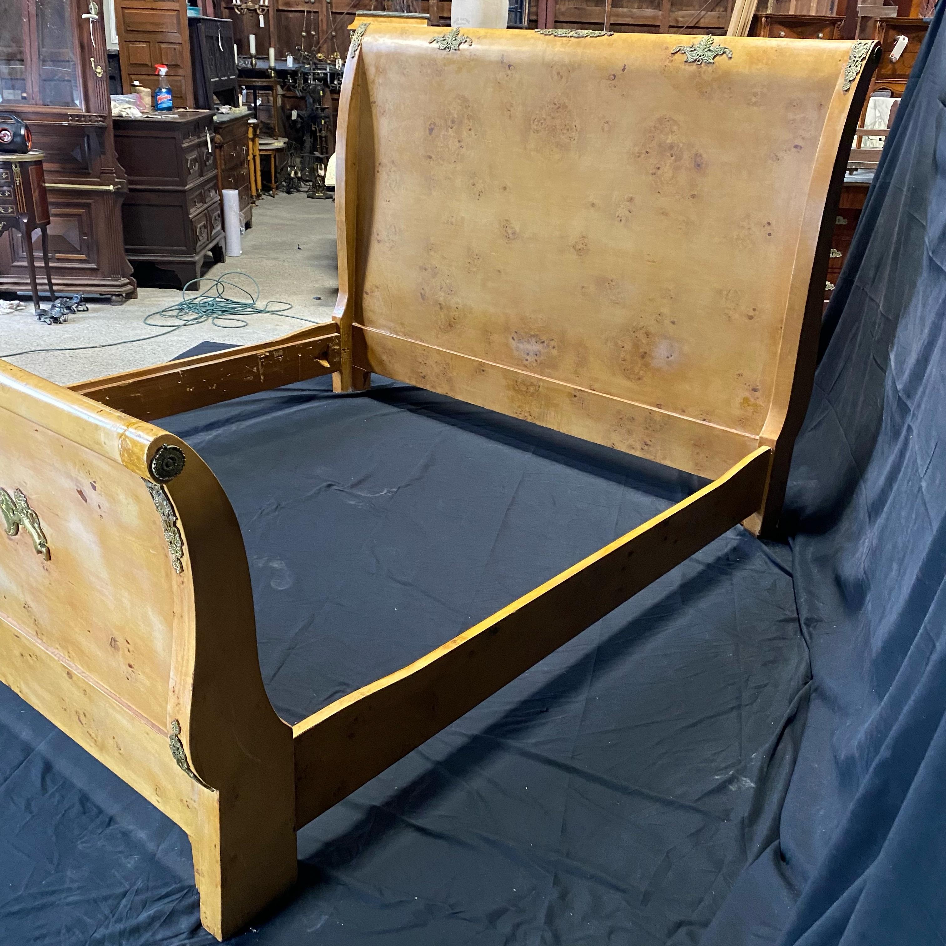 Stately Louis XVI King Sized Burled Walnut Bed with Bronze Acanthus Wreaths In Good Condition In Hopewell, NJ
