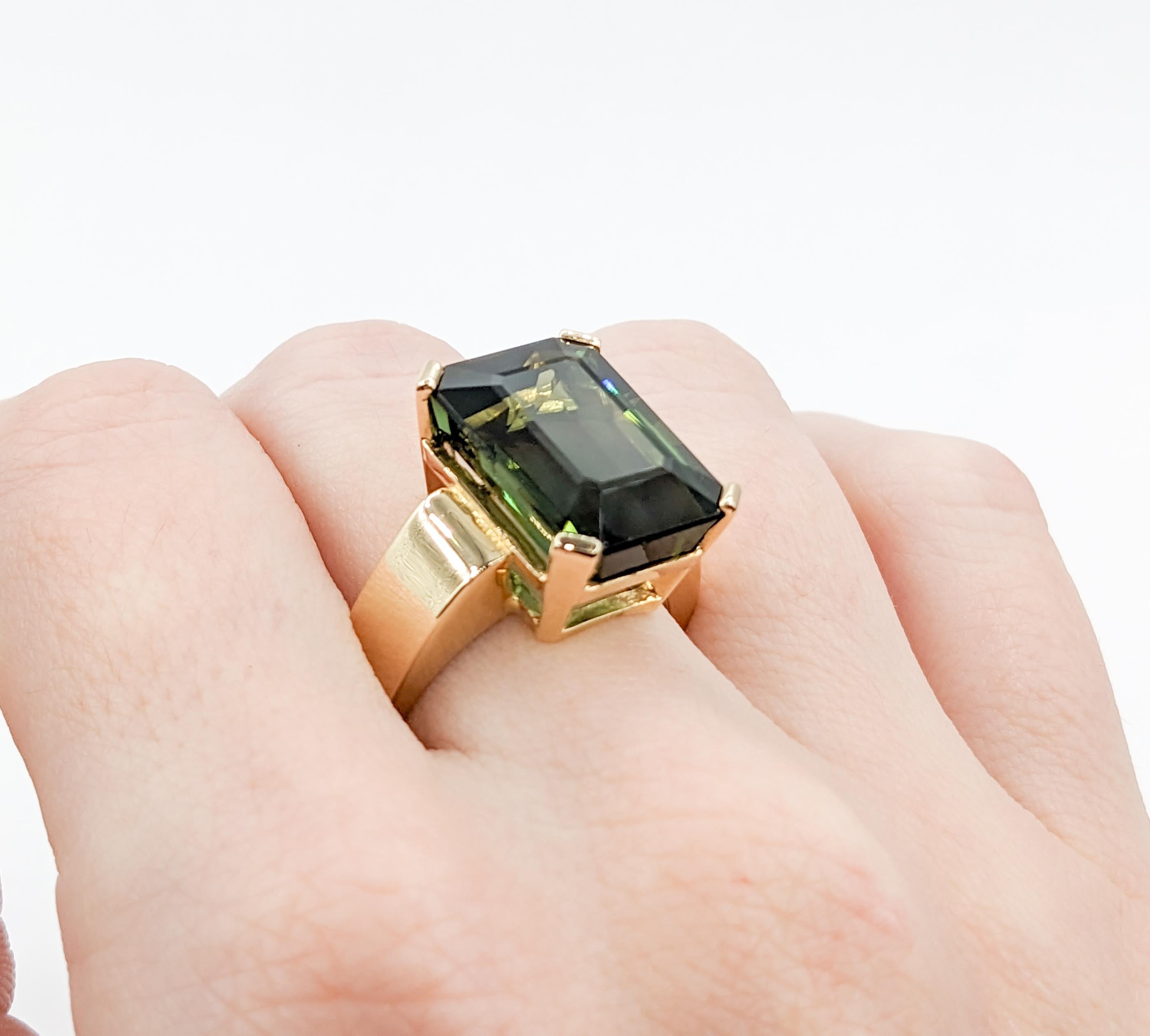 Statement 13.50ct Green Tourmaline Cocktail Ring For Sale 5