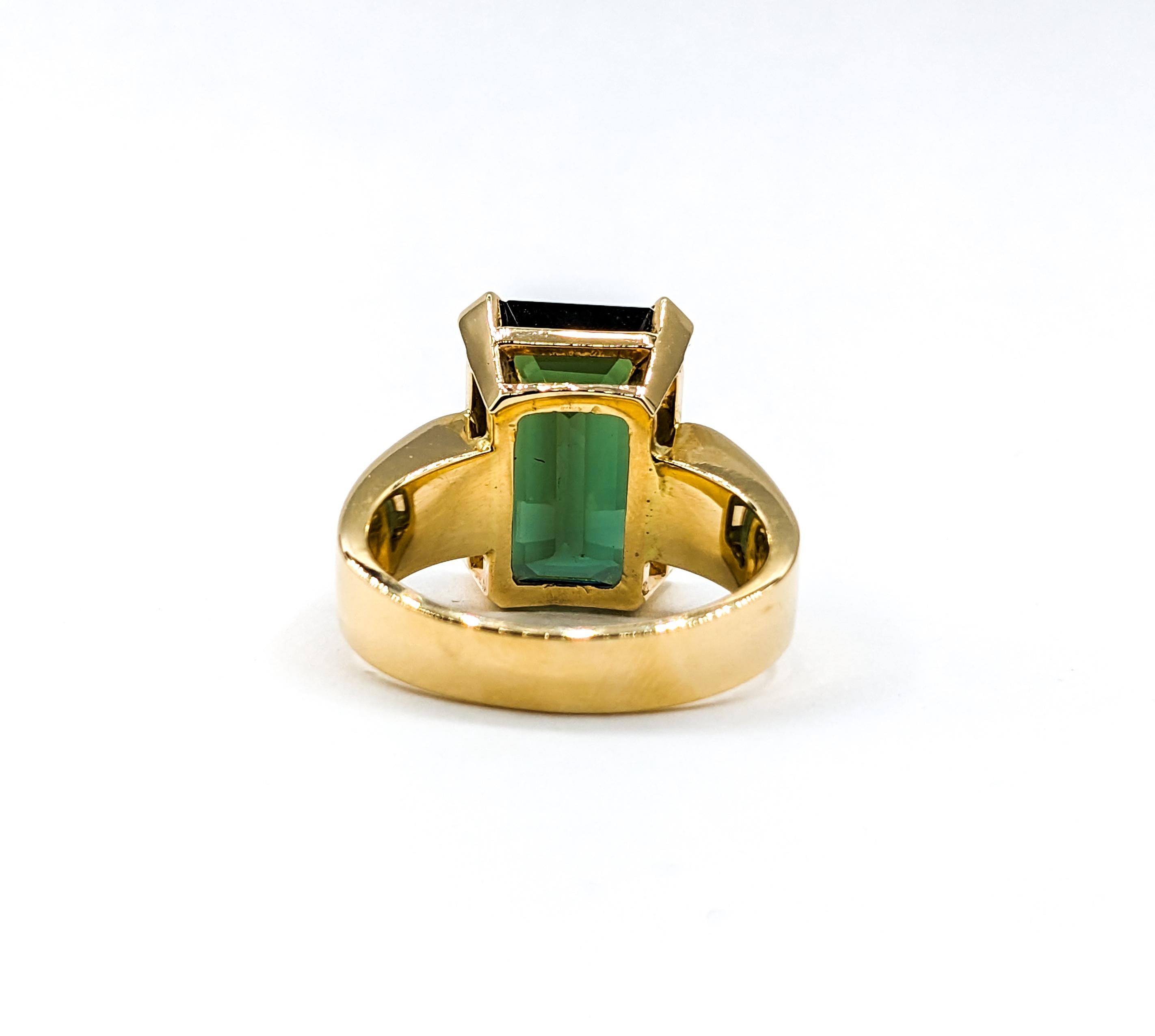 Statement 13.50ct Green Tourmaline Cocktail Ring In Excellent Condition For Sale In Bloomington, MN