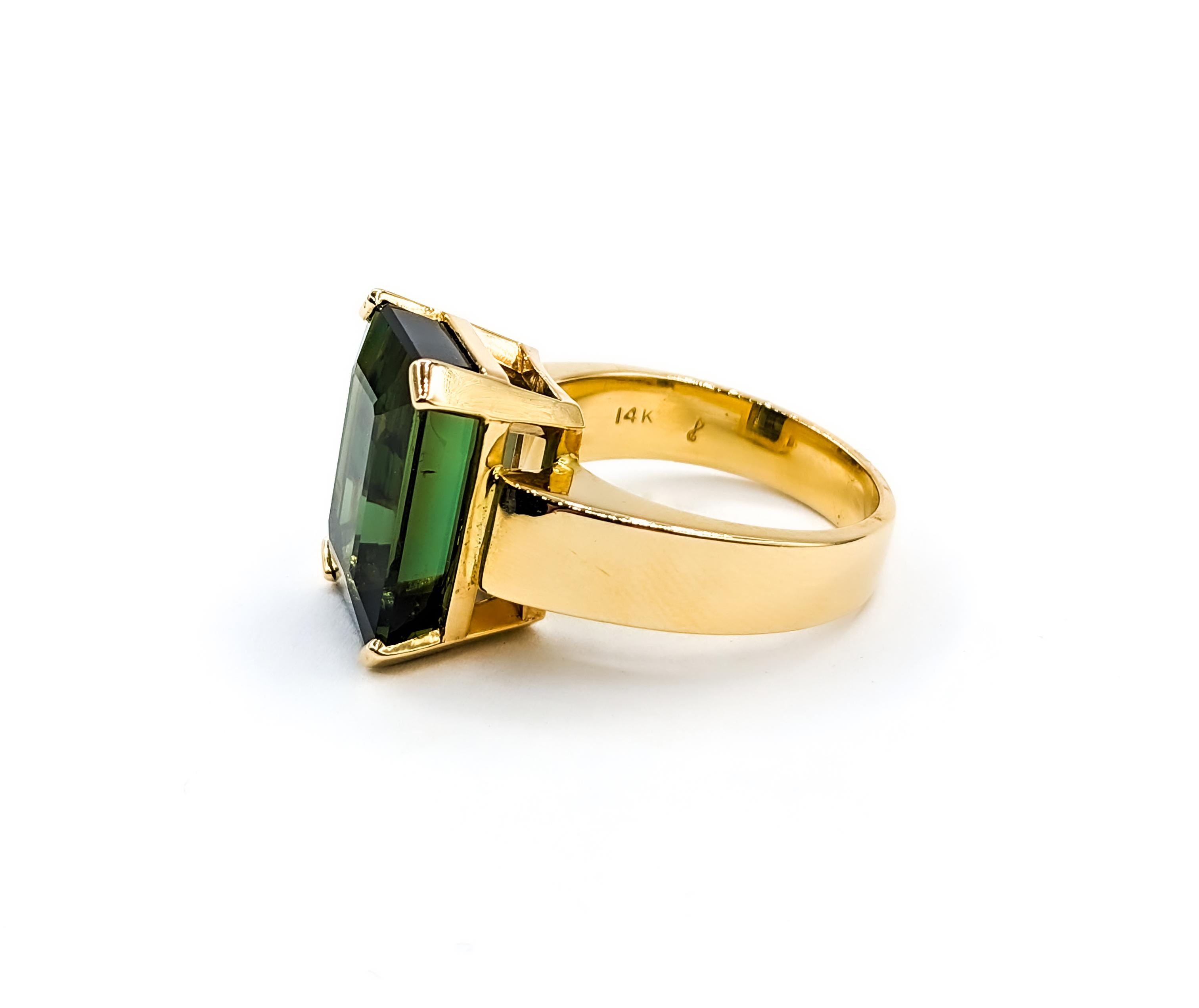 Women's Statement 13.50ct Green Tourmaline Cocktail Ring For Sale