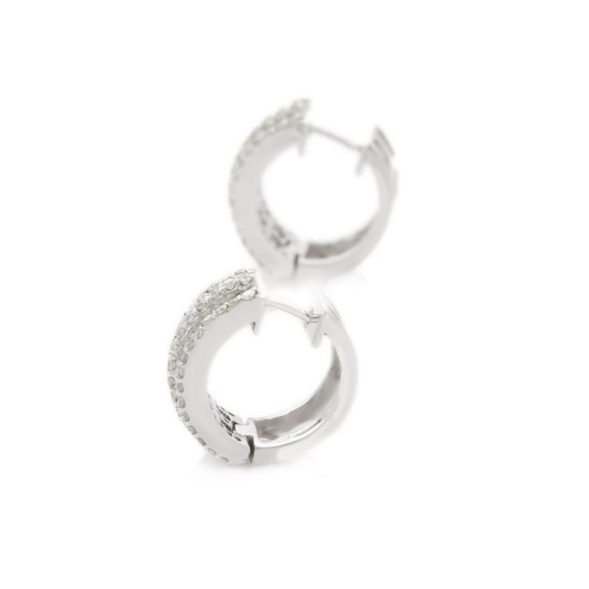 Statement 14K Solid White Gold Natural Diamond Heggie Hoop Earrings for Women In New Condition For Sale In New York, NY
