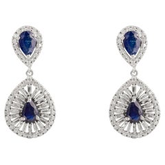 Orecchini a goccia con diamante e zaffiro blu taglio pera in oro bianco 14k