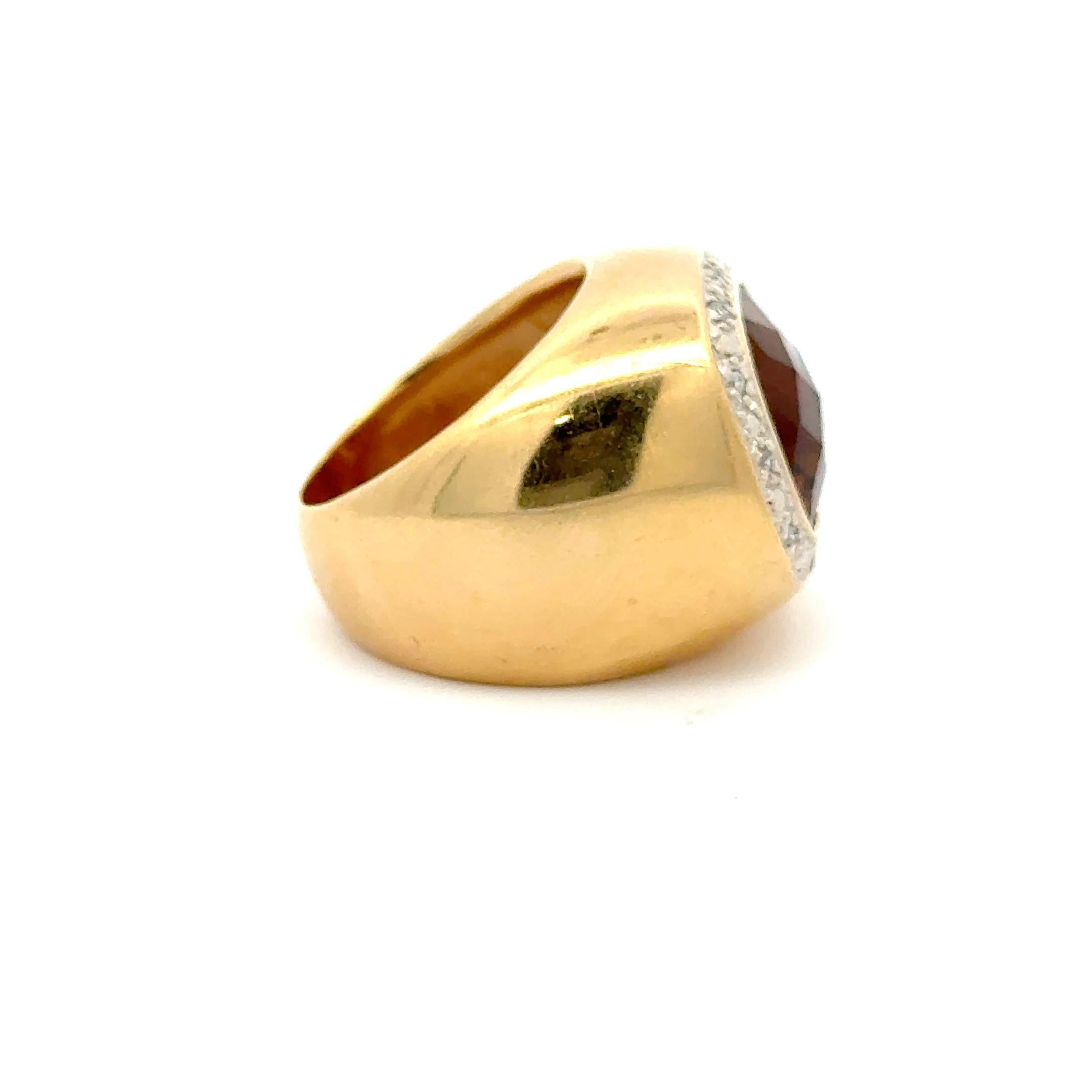 da uomo o donna Statement 14K Yellow Gold Cushion-Cut Citrine and Diamond Ring, 5 Carats in vendita
