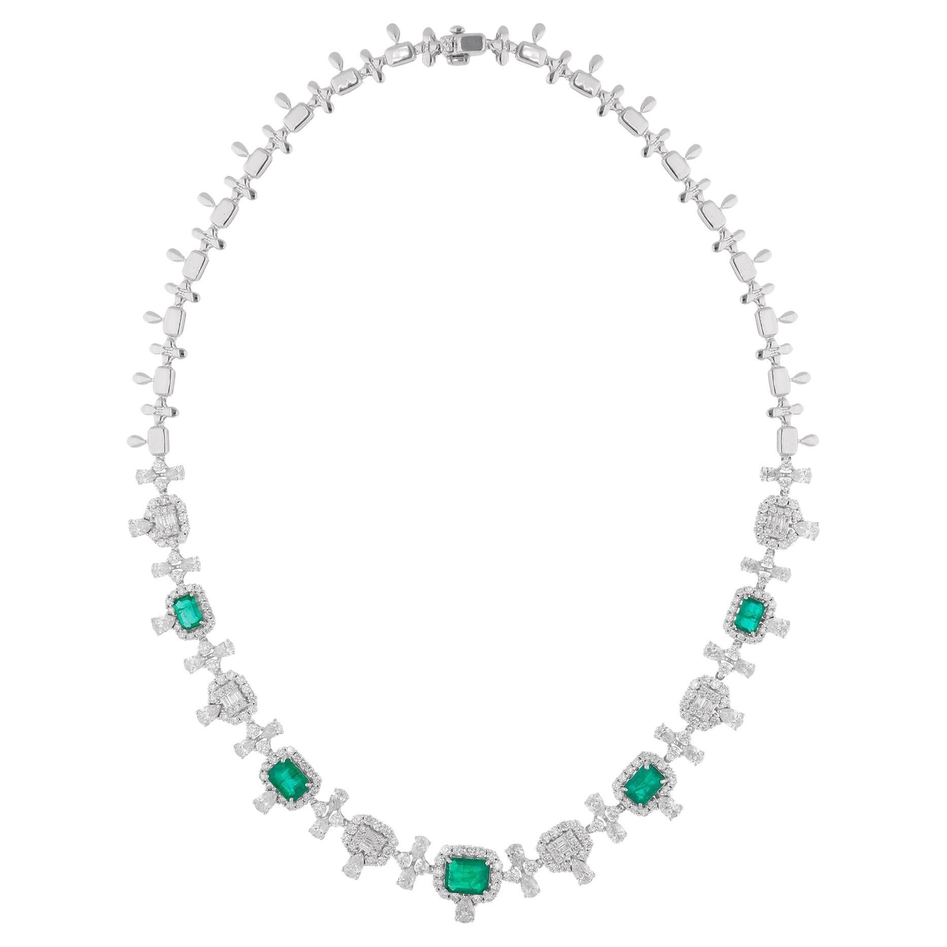 Declaración 15.77TCW Esmeralda de Zambia Halo Diamantes Collar de Boda Regalo 18k Oro en venta