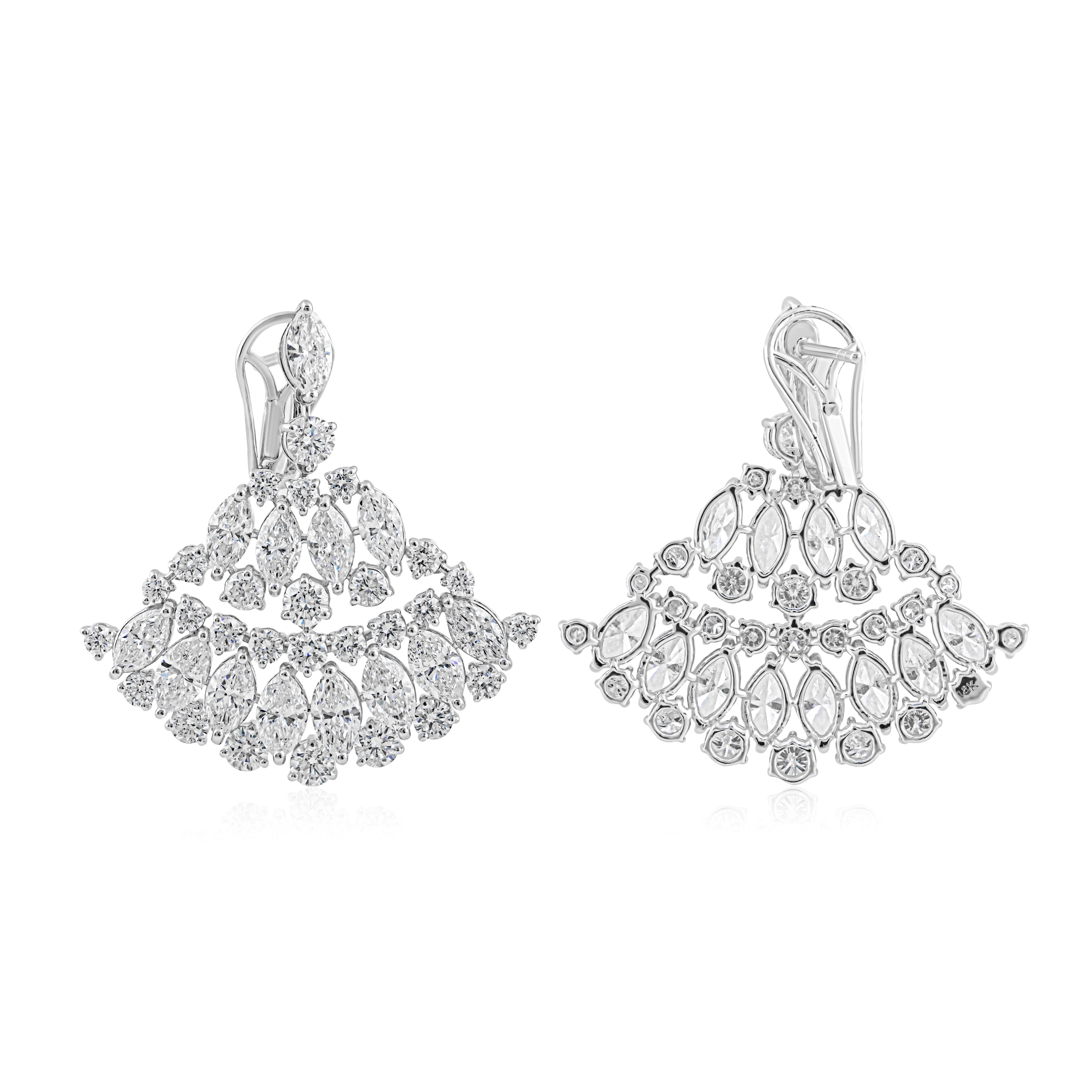 Orecchini a goccia con diamante naturale da 16,28 carati in oro fino 14 carati in vendita 3