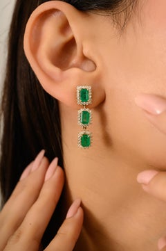 Statement 3.73Ct Emerald & 1.14Ct Diamonds Dangle Drop Earrings 14k Yellow Gold