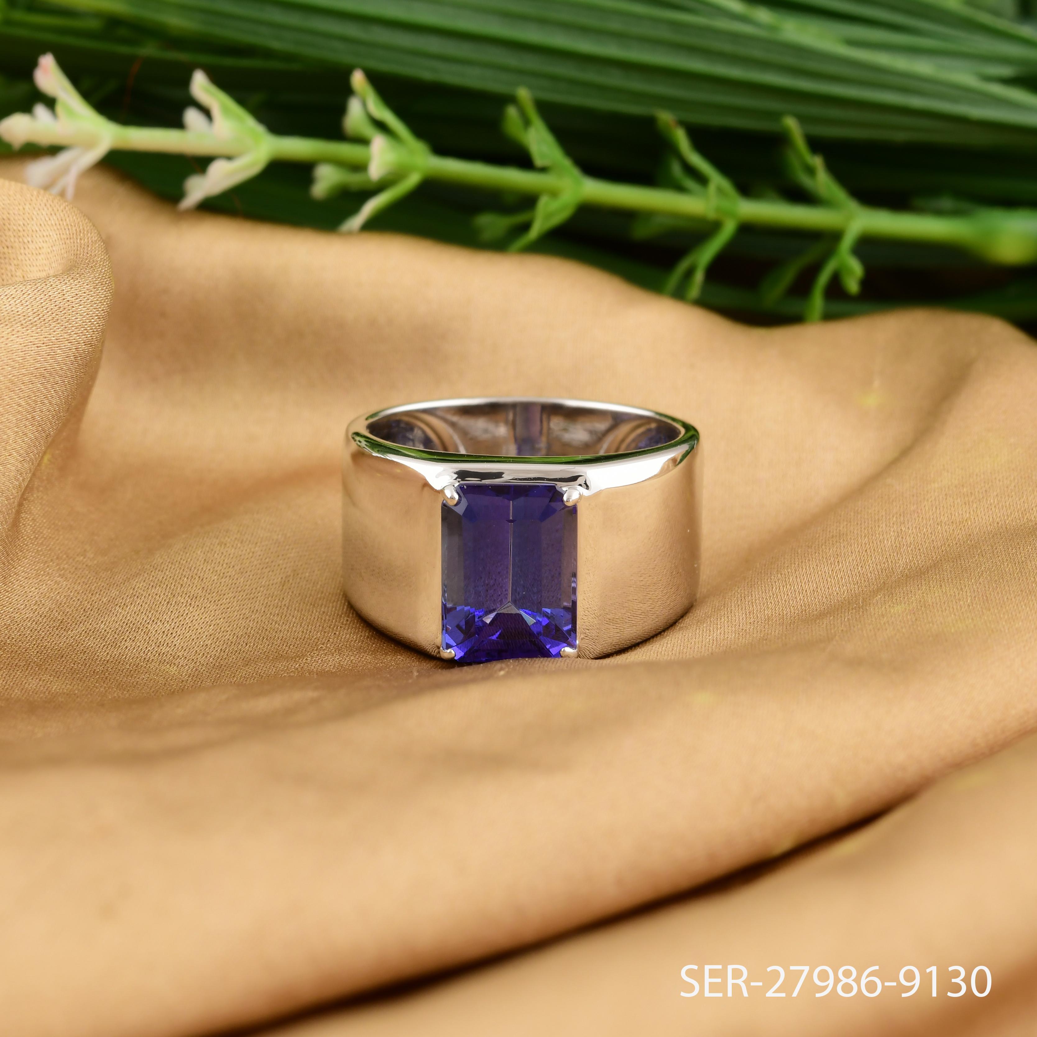 En venta: Anillo de cóctel con tanzanita de 4,7 quilates y oro blanco macizo de 18 quilates  9