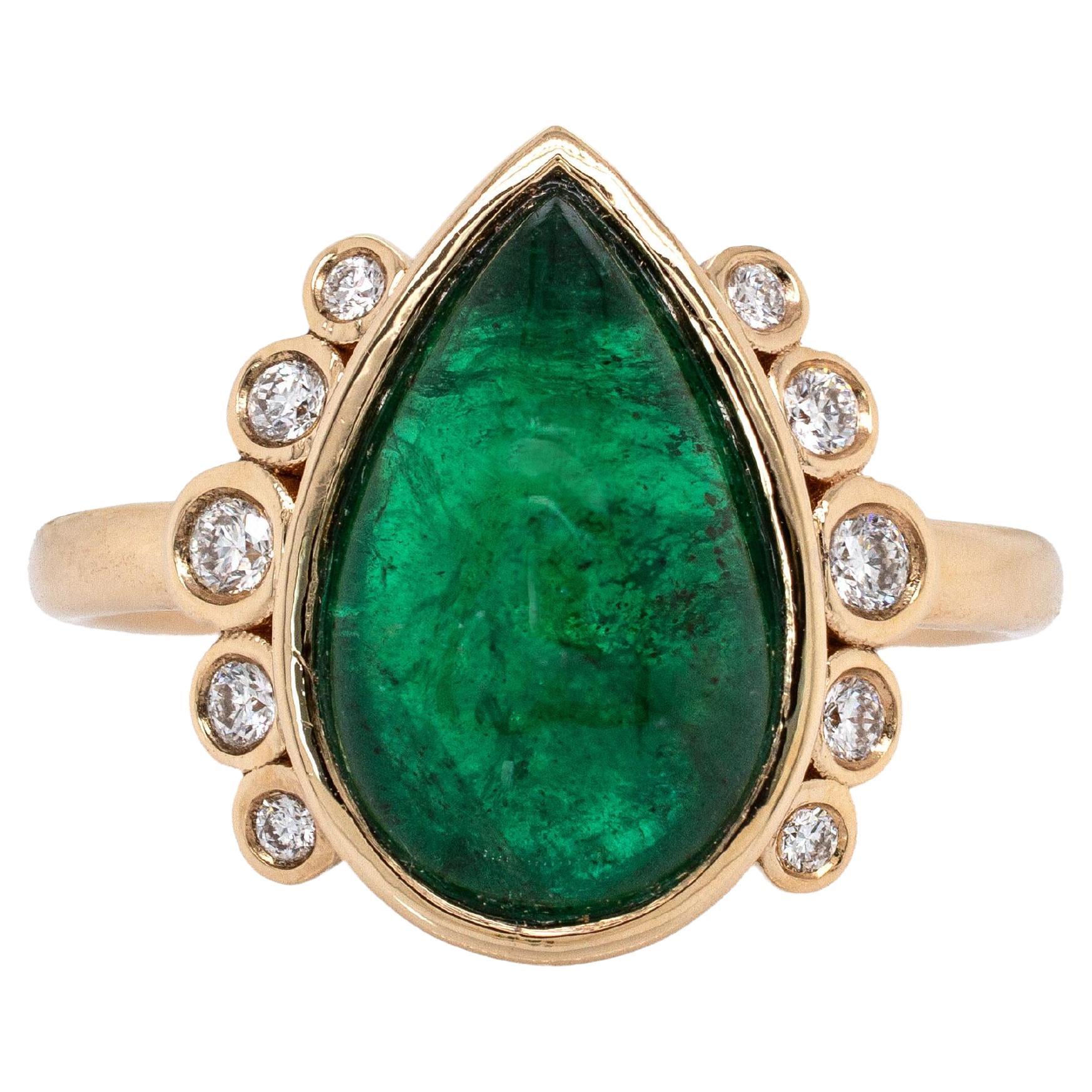 Bague d'émeraude zambienne de 5cts avec diamants naturels : Or jaune massif 14K en vente