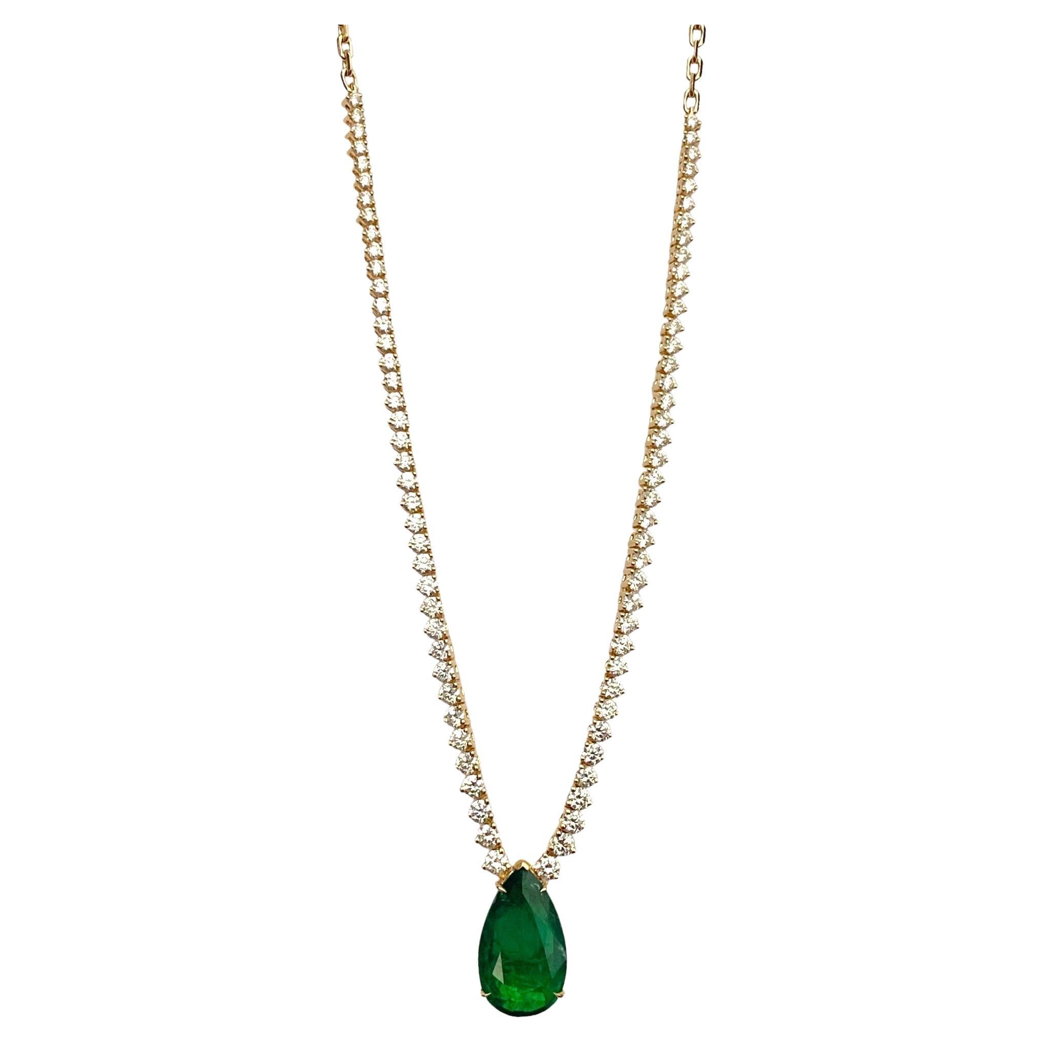 Statement 7.3 ct Pear shaped Emerald and Graduated Diamond Necklace For Sale