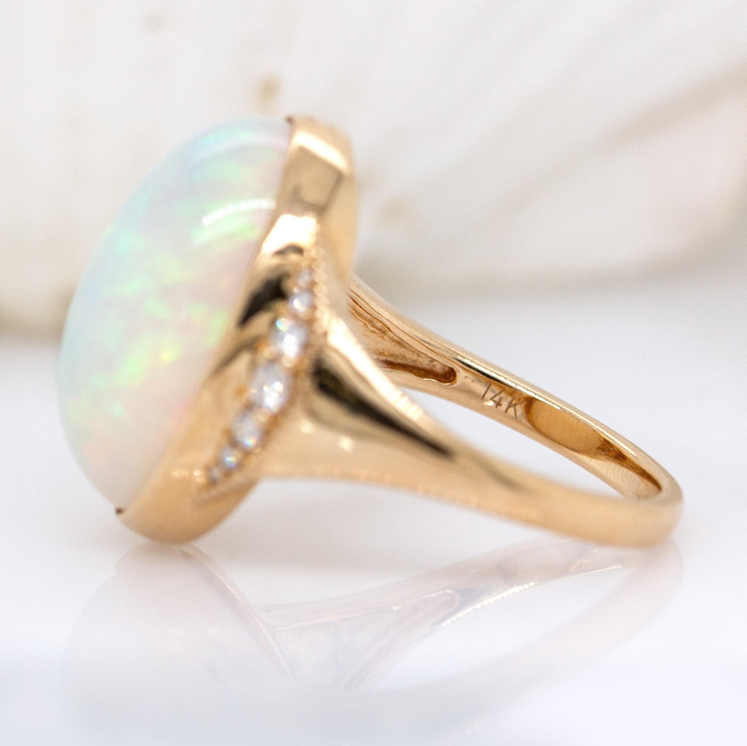 Statement 7,3cts äthiopischen Opal Ring w natürlichen Diamant Akzente in 14K Solid Gold im Zustand „Neu“ im Angebot in Columbus, OH