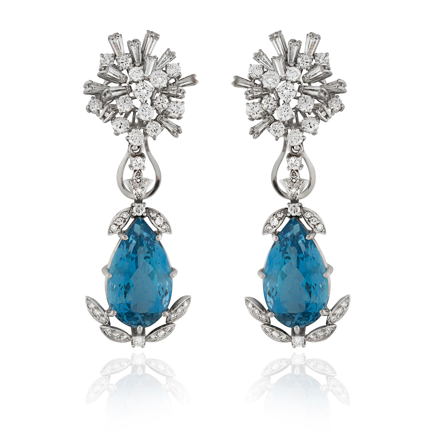 Statement Aquamarine & Diamond Chandelier Drop Earrings In Good Condition For Sale In London, GB