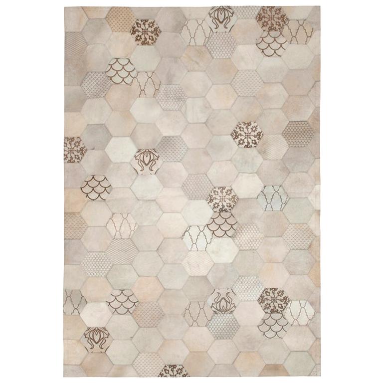Statement, Beautiful Laser Burn Atomo Grey and Cream Cowhide Area Floor Rug For Sale