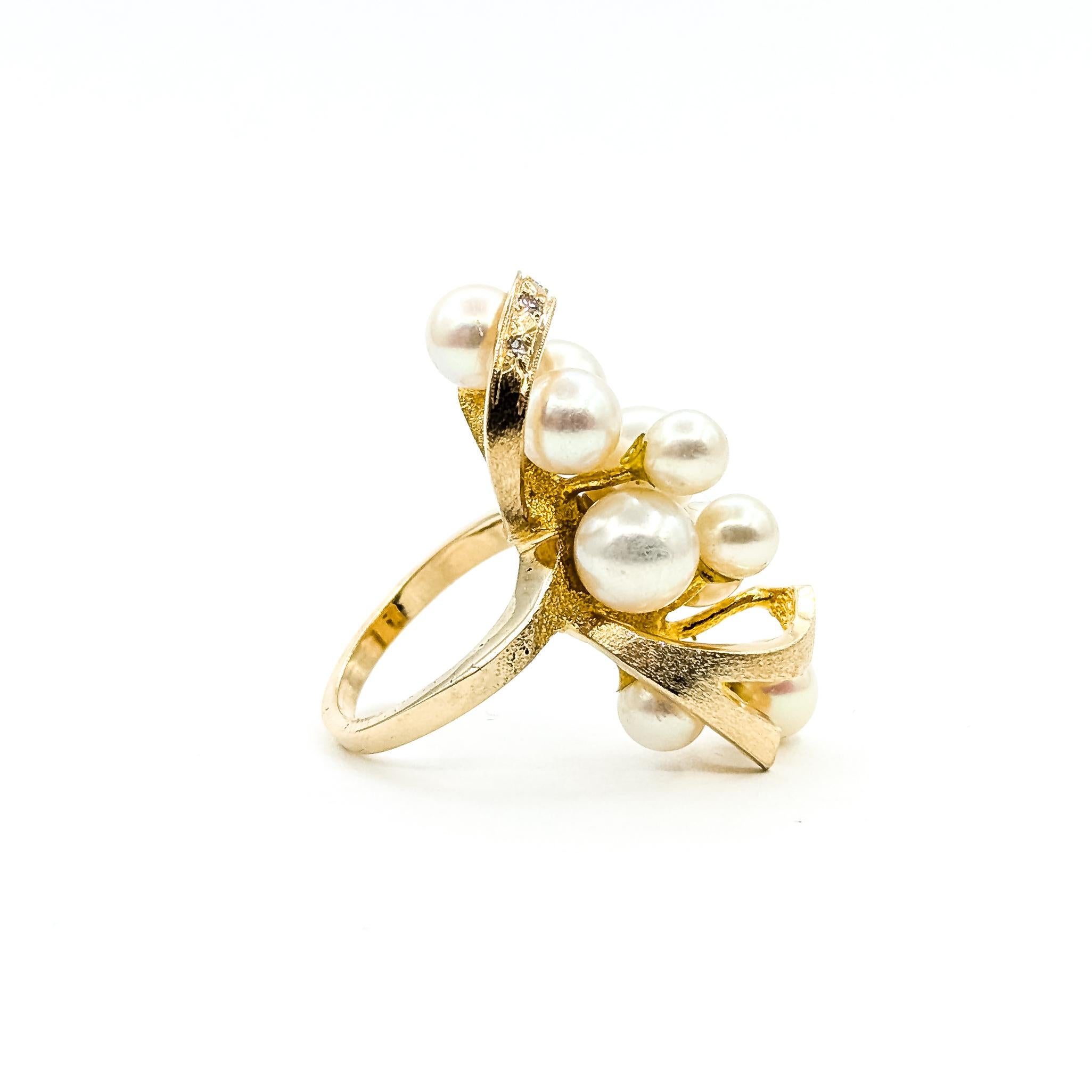 Statement Cocktail Pearl & Diamond Ring in 14k en venta 1