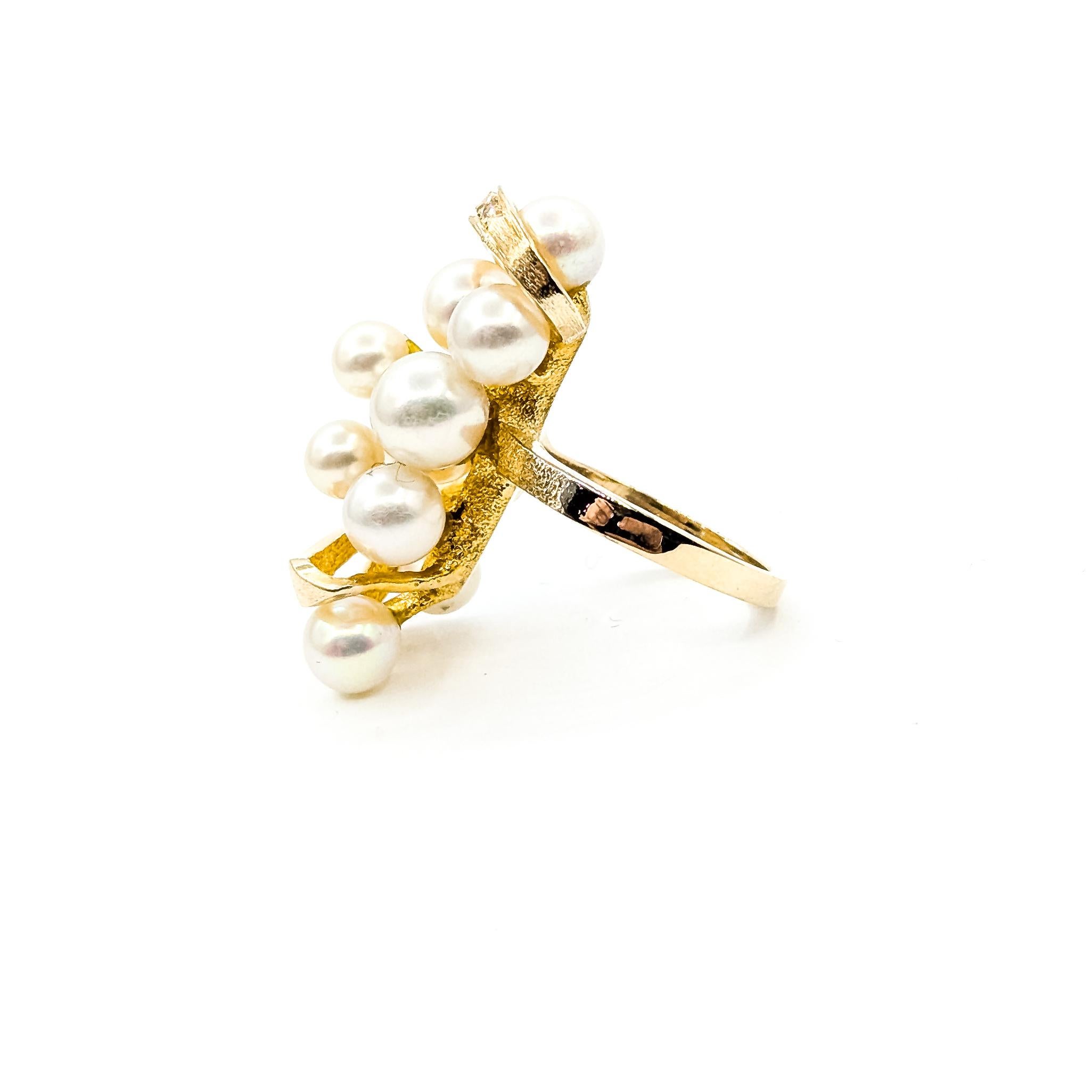 Statement Cocktail Pearl & Diamond Ring in 14k en venta 3