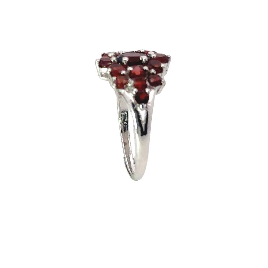 in vendita:  Anello promessa con granato rosso intenso per la mamma, in argento 925 5