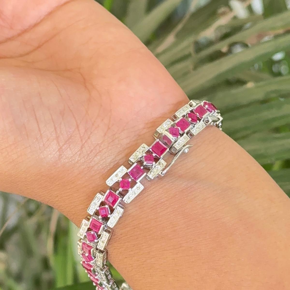 Statement-Verlobungs-Tennisarmband mit Diamanten und Rubinen für Mutterschaft in 925 Silber im Angebot 2