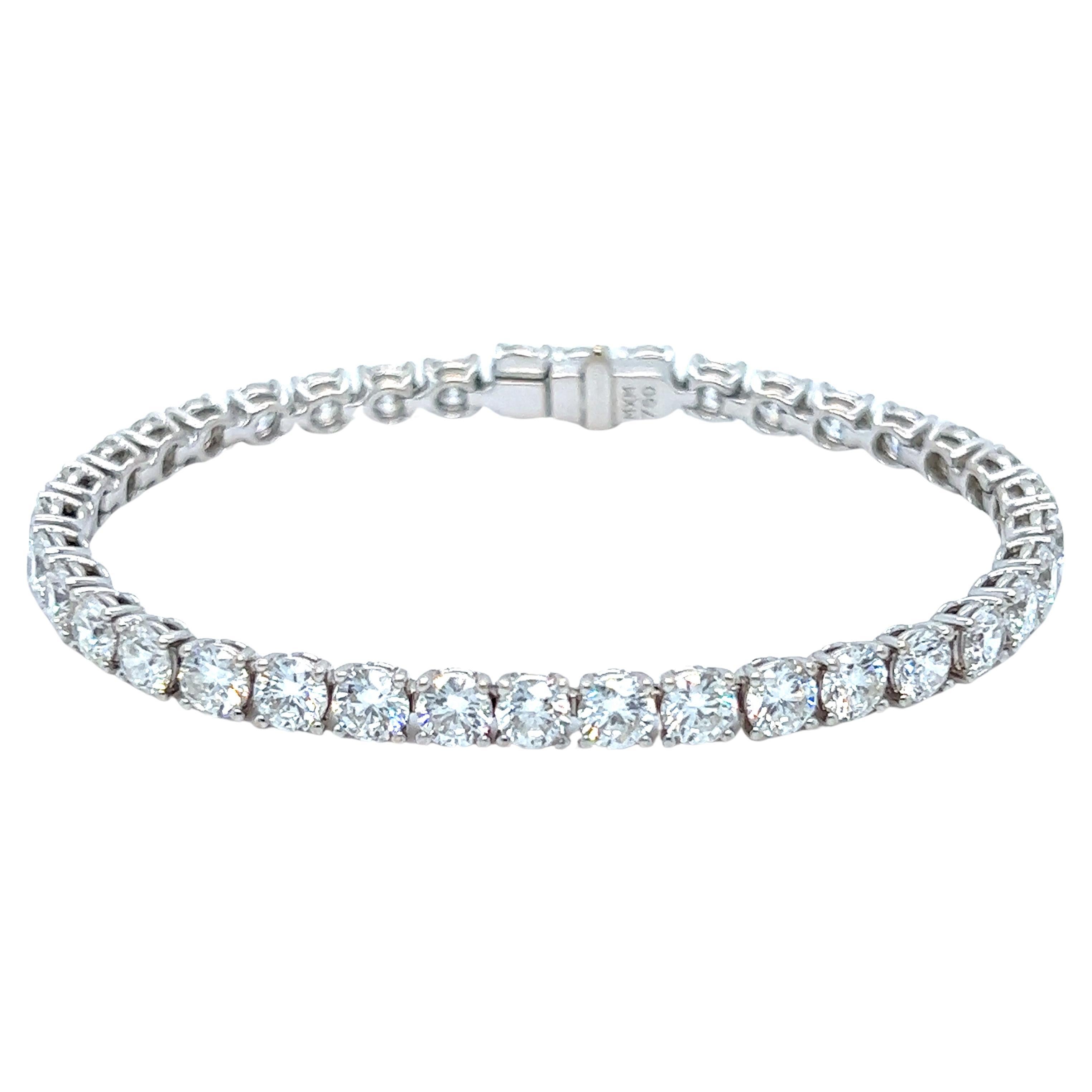 Statement High Quality 18K White Gold Diamond Tennis Line Bracelet - 10.73ct. For Sale