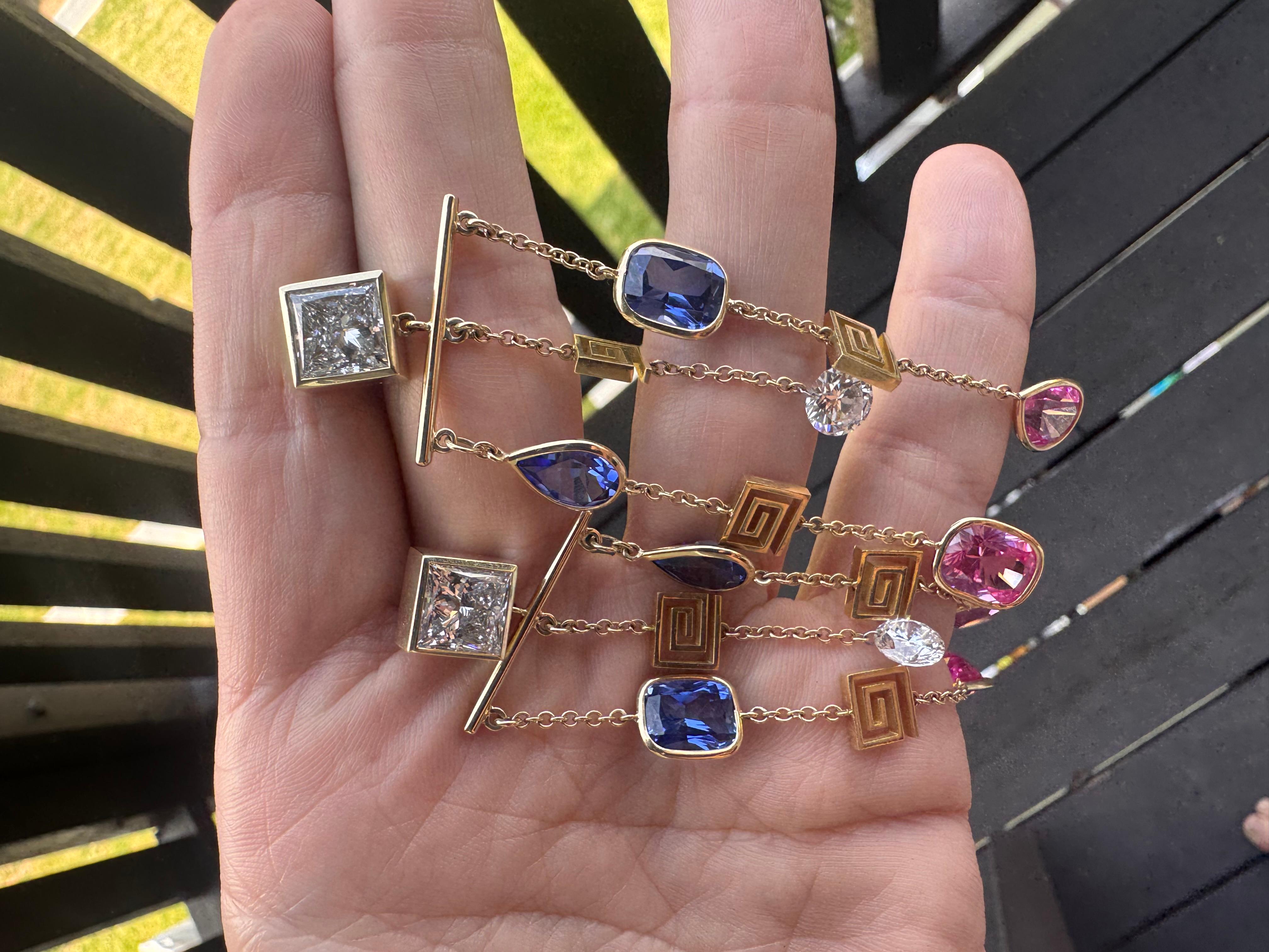 Art déco Boucles d'oreilles multi-pierres. Diamants GIA, saphirs roses et bleus certifiés en vente