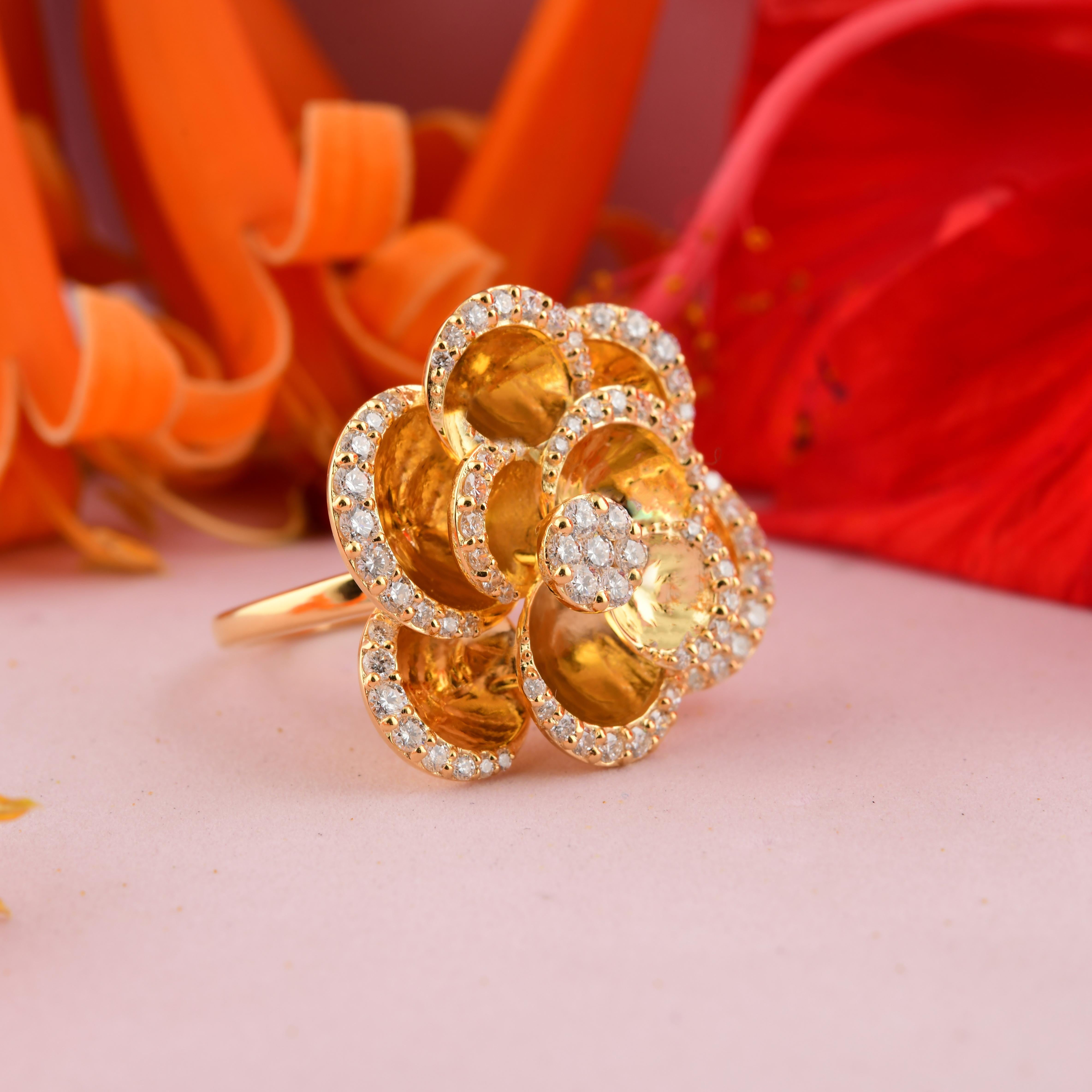 En venta: Anillo de cóctel con flor de diamante natural de 1,19 quilates SI/H y oro amarillo de 14k  6
