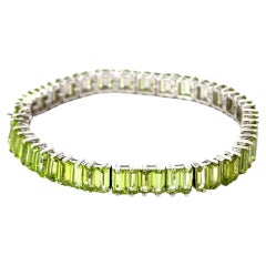 Statement Natural Baguette Cut Green Peridot Tennis Bracelet for Mom in Silver