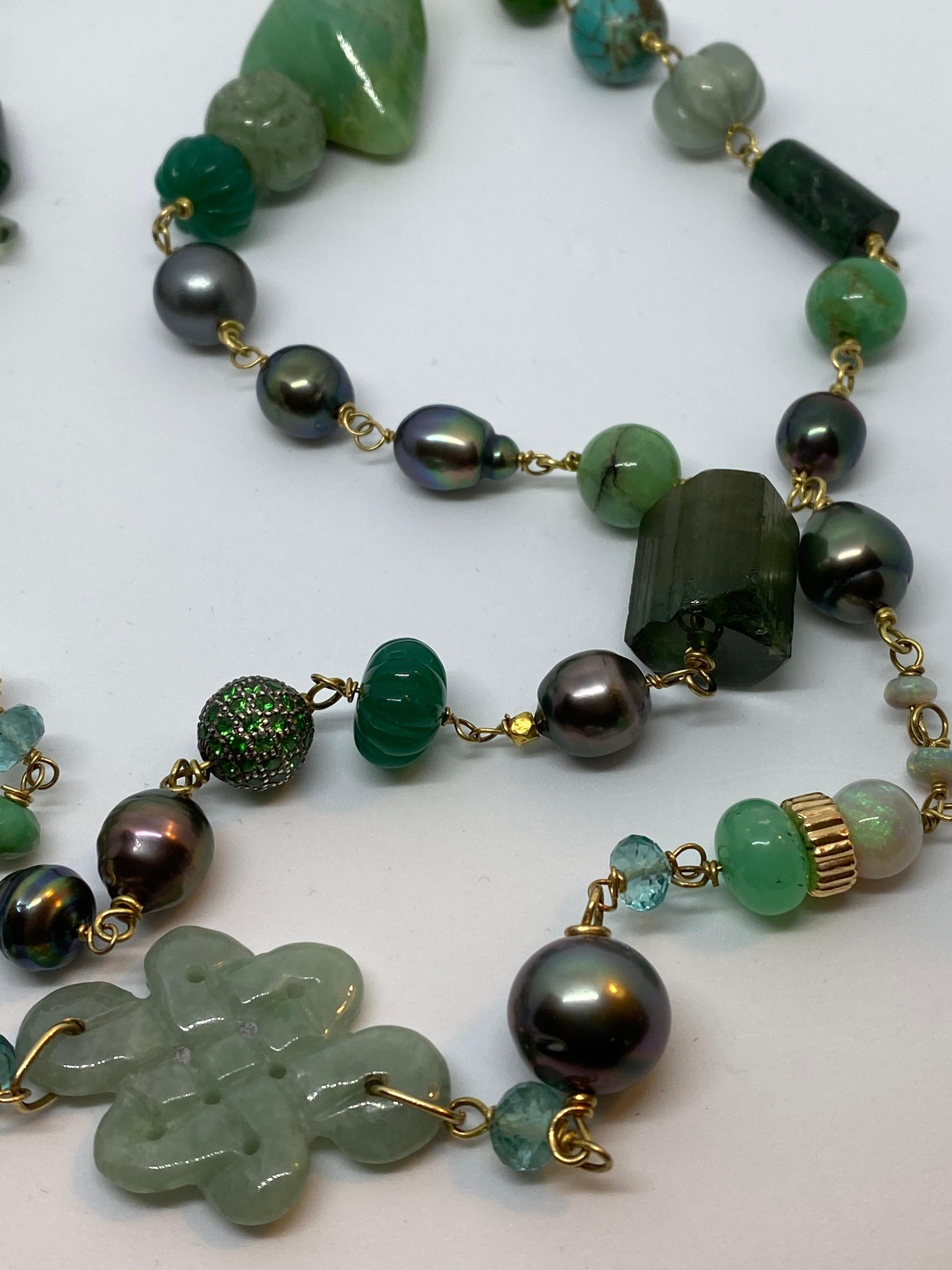 Presentation Necklace Jaidete, Jade, Tahitian Pearl and Multi Gems 18 Karat Gold For Sale 1