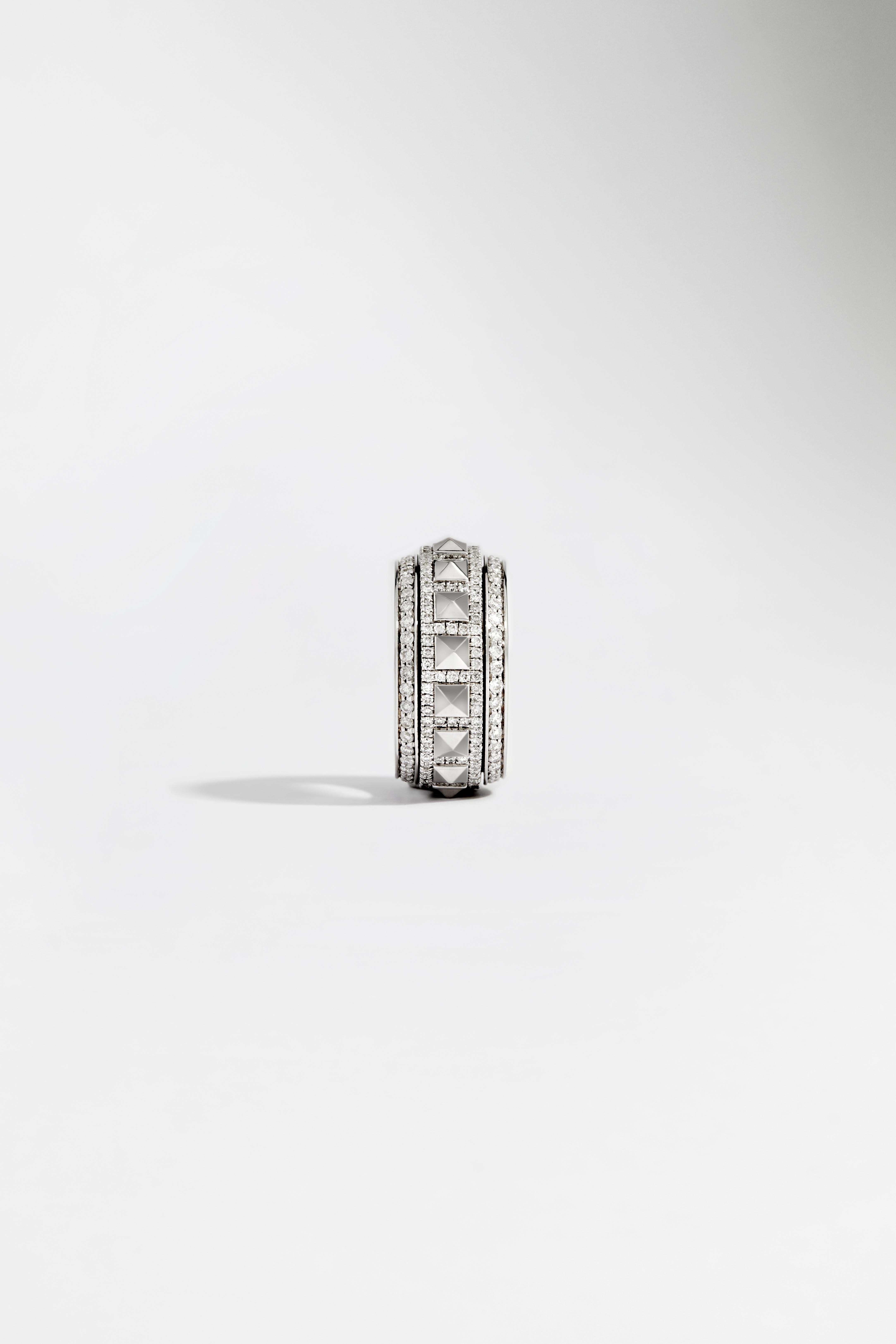 For Sale:  STATEMENT Paris, Ring Rockaway Spinner Diamonds & Silver 1, 4 Carat 2