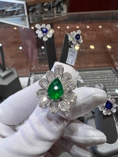 Natural Pear Zambian Emerald & Diamond Cocktail Ring in 18K White Gold 6.11 ct