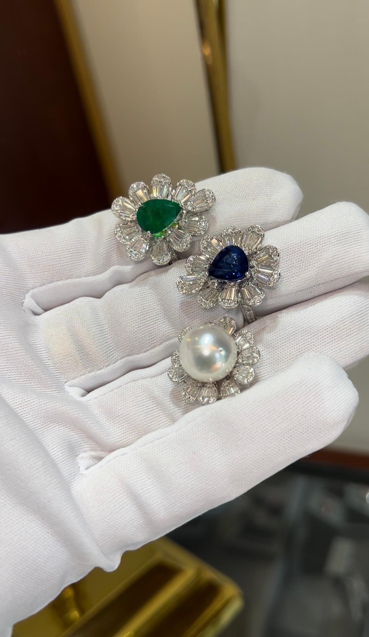 Statement Pear Shape Emerald and Baguette Diamond Ring 6.11 carat For Sale 1