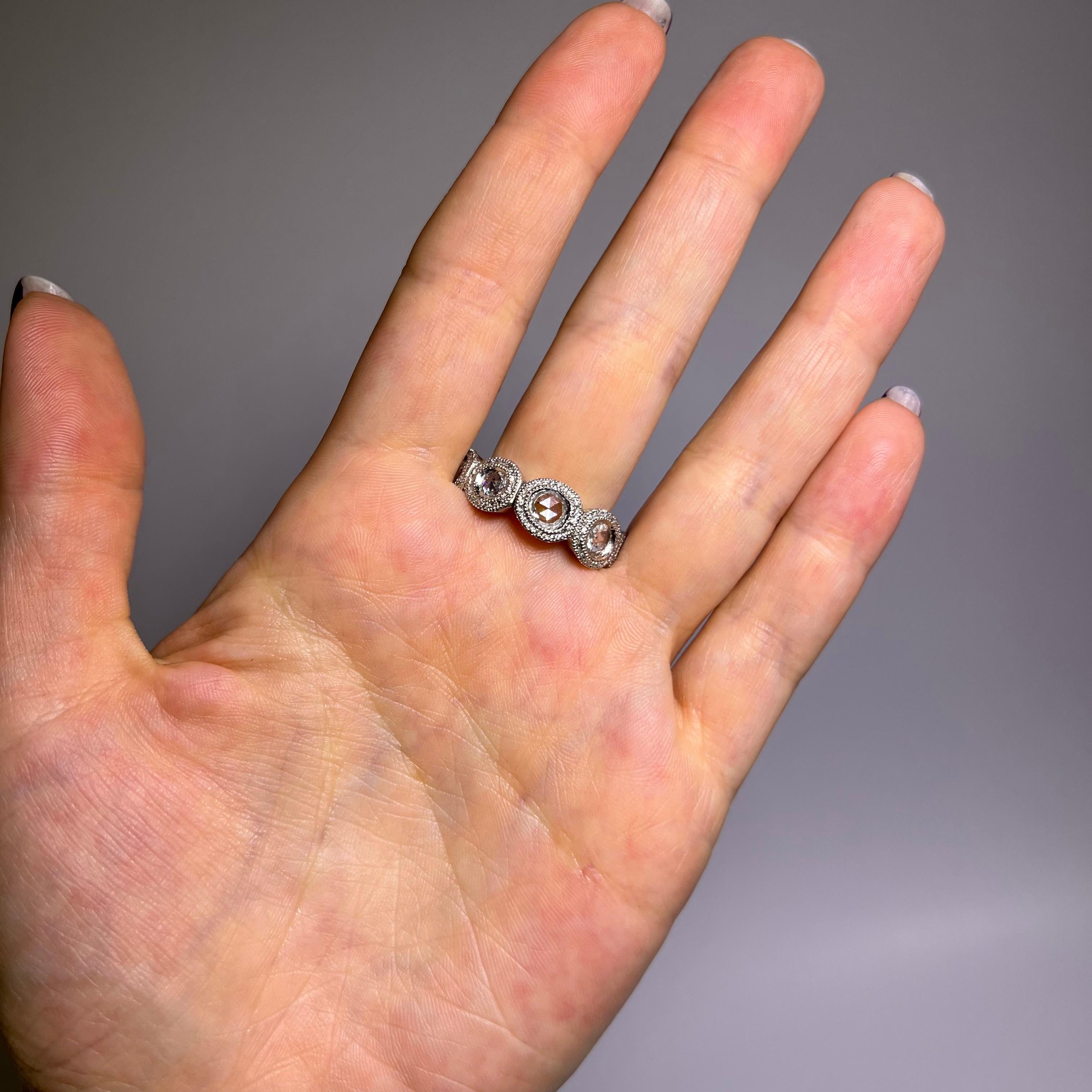 Anello con diamanti in platino 950 In condizioni ottime in vendita a Lucerne, CH
