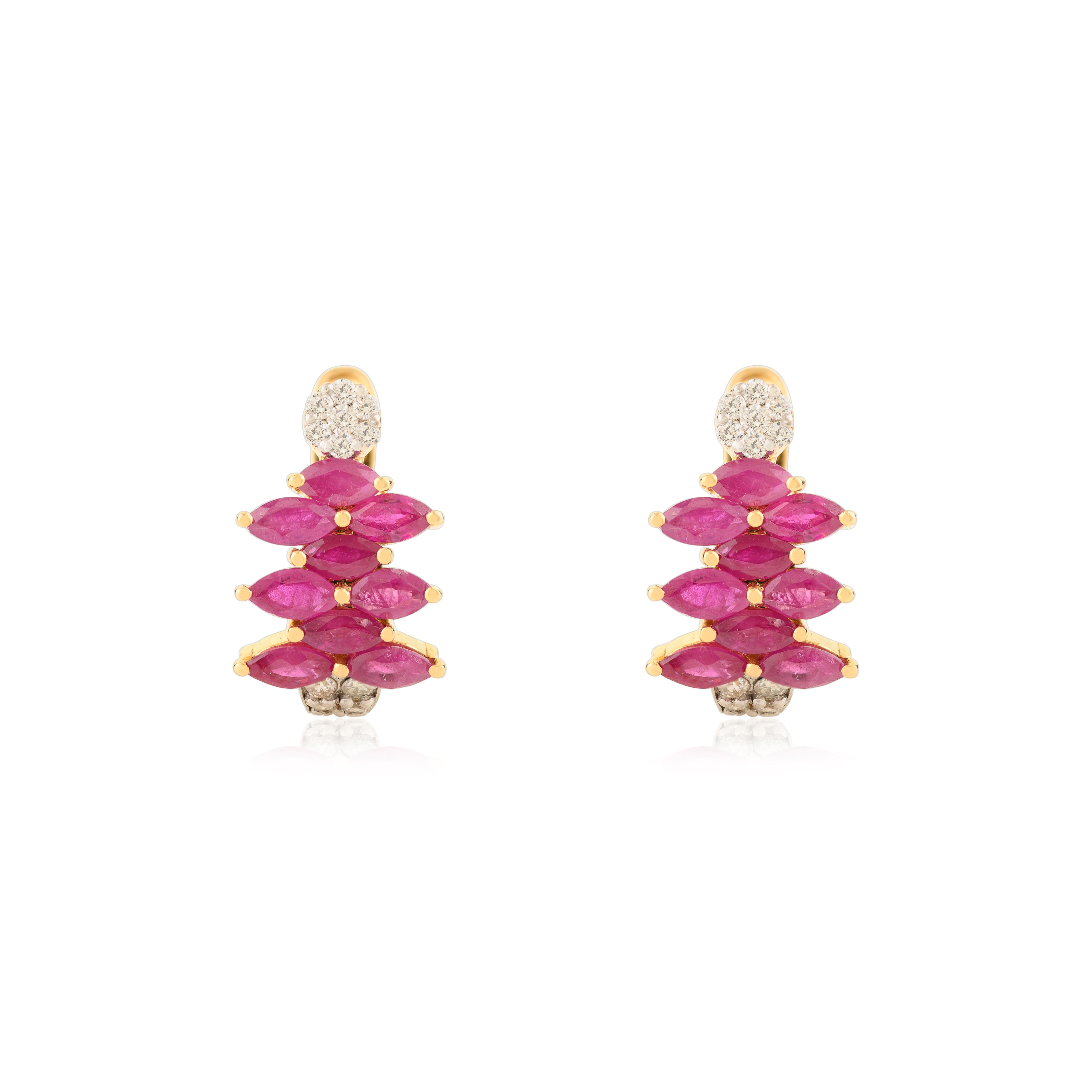 Pendientes con clip para mujer de oro amarillo macizo de 14 quilates con rubíes y diamantes Moderno en venta