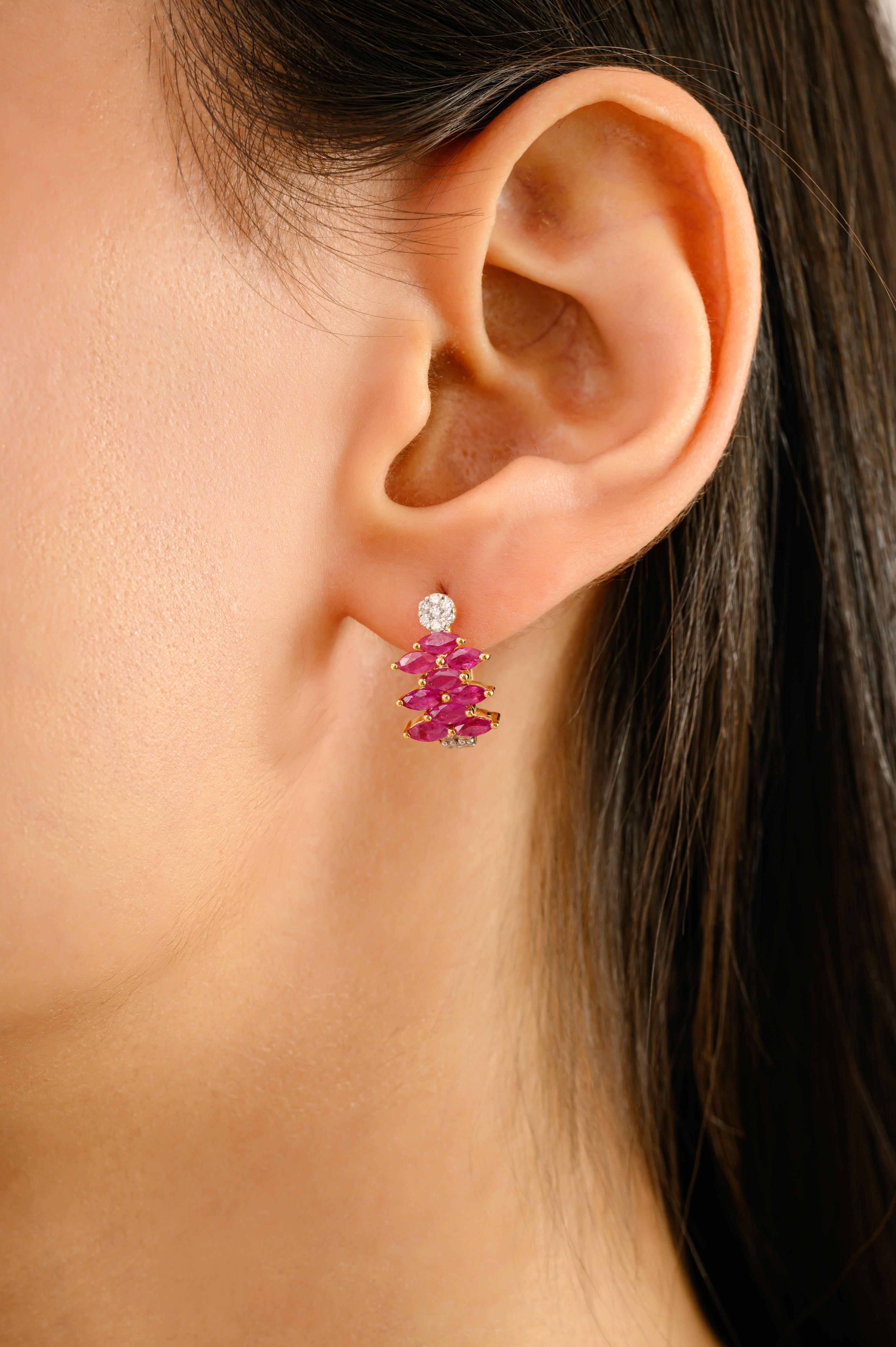 Pendientes con clip para mujer de oro amarillo macizo de 14 quilates con rubíes y diamantes en venta 2