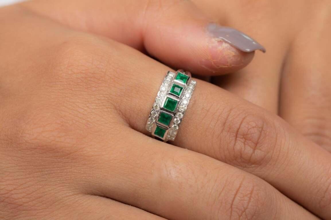 For Sale:  Statement Square Emerald Diamond Band Ring in 18k Solid White Gold 8