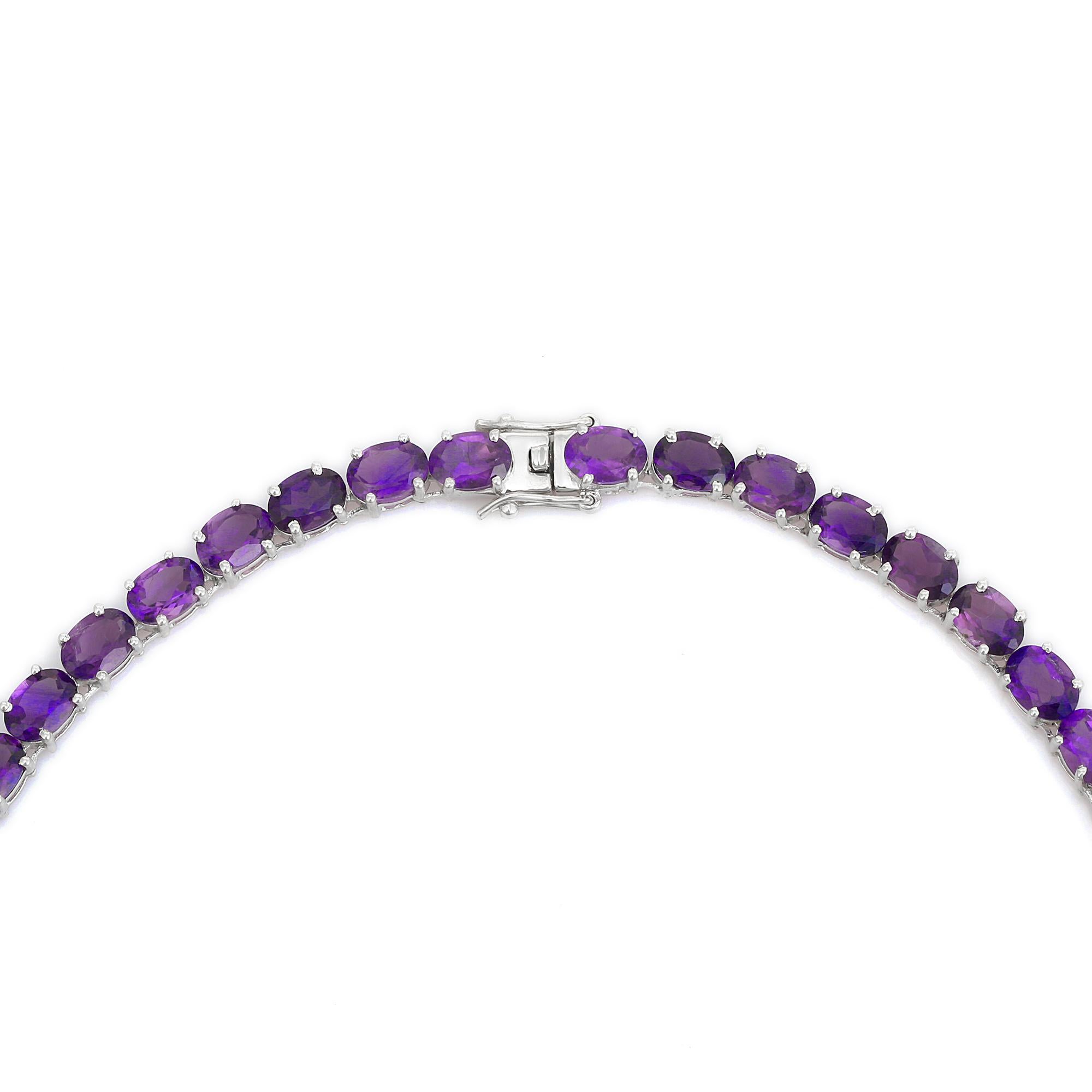 Modernista Collana tennis con pietra ovale ametista Gioielli di lusso da regalare in vendita