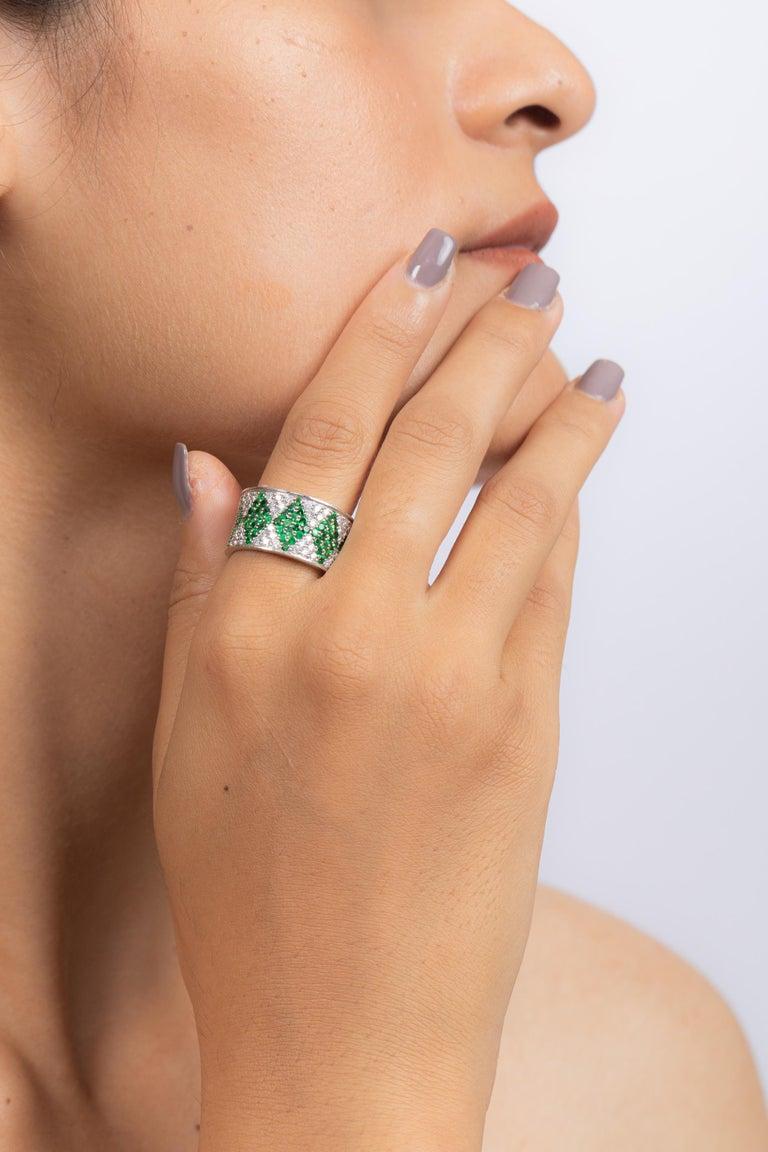 For Sale:  Statement Tsavorite Diamond Wedding Band Ring in 18k Solid White Gold 2