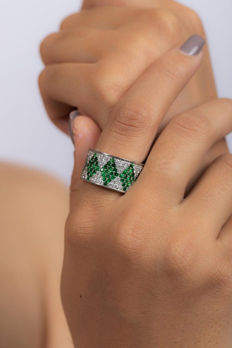 For Sale:  Statement Tsavorite Diamond Wedding Band Ring in 18k Solid White Gold 6
