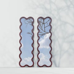 Statement-Wandspiegel „Wavy“ mit organischem Design für moderne Innenräume