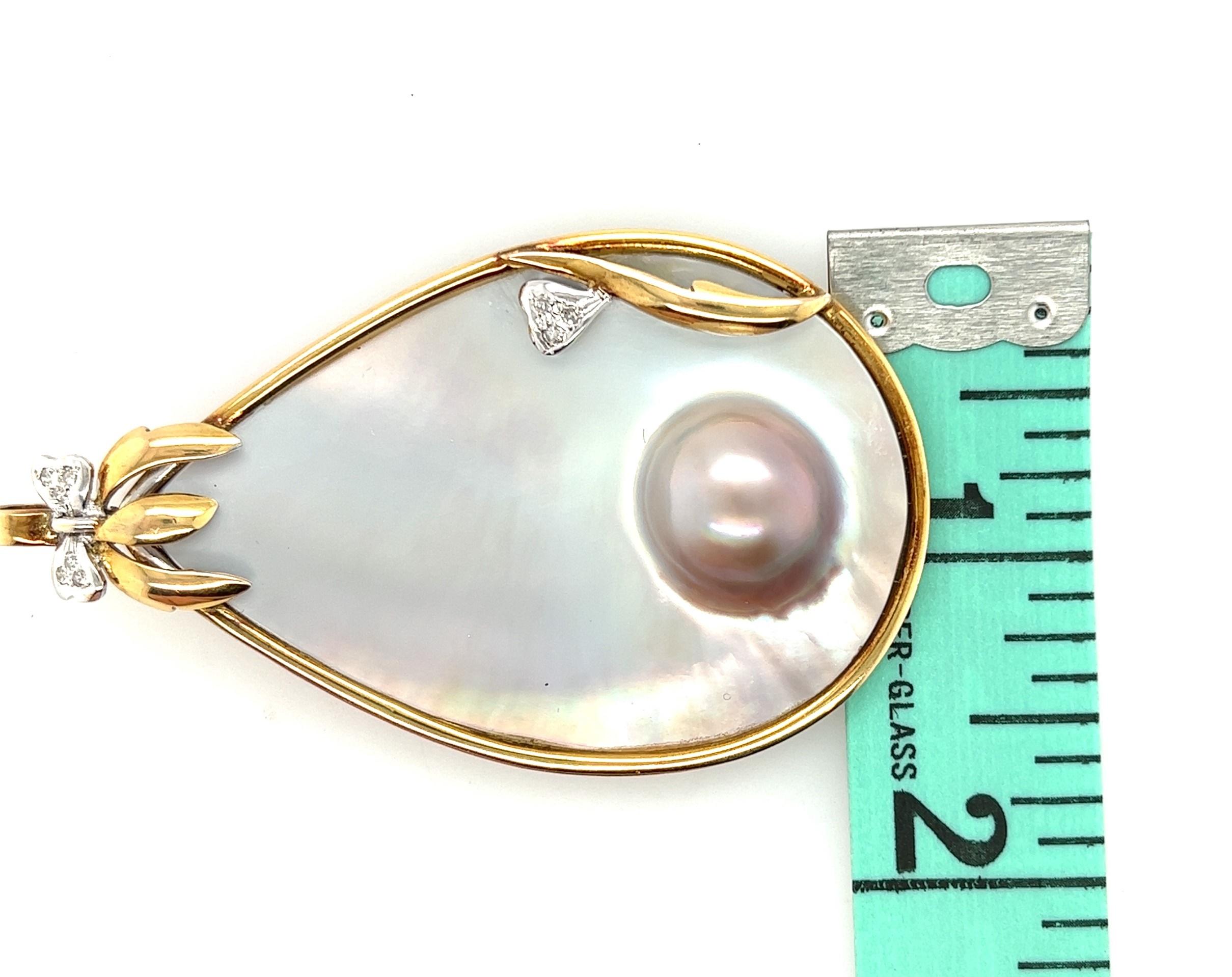 Statement Worthy Blister Pearl Enhancer Bail Pendant In Good Condition In Towson, MD