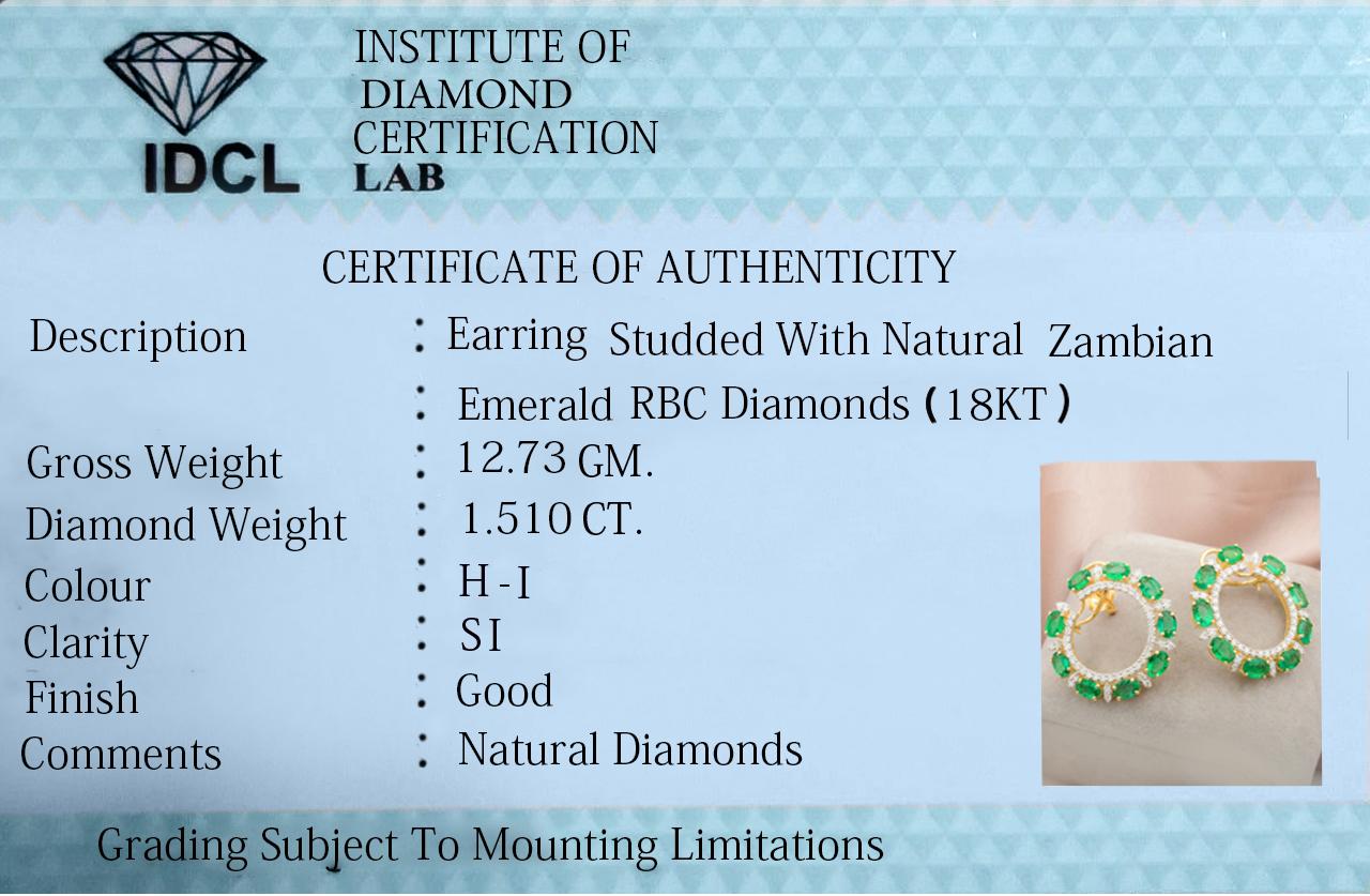 Boucles d'oreilles en or jaune 14K avec diamants et émeraudes de Zambie Bijoux de qualité Neuf - En vente à Diera, Dubai