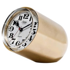Horloge de table statique en or de Richard Sapper