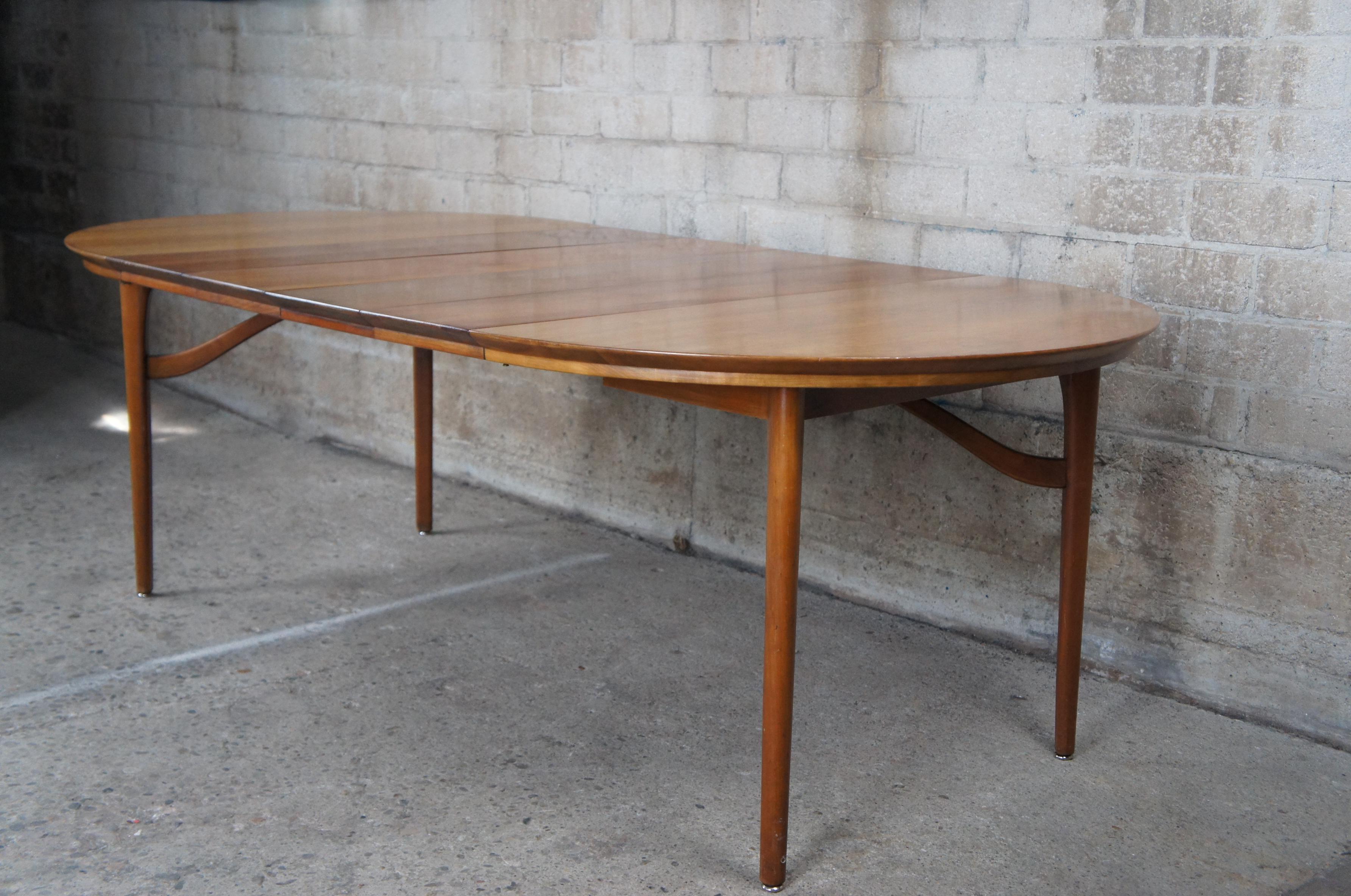 Statton Mid-Century Modern Solid Cherry Breakfast Dining Game Table Extends MCM In Good Condition In Dayton, OH