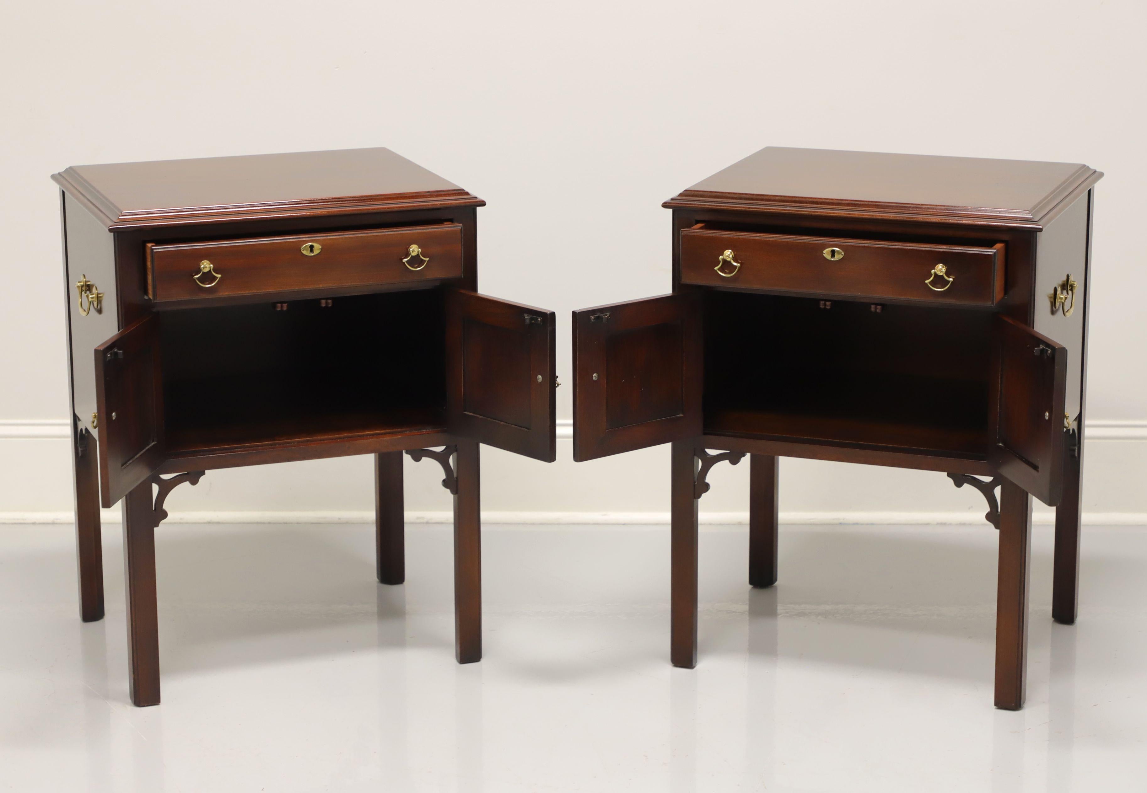 STATTON Old Towne Cherry Chippendale Style Nightstands - Pair In Good Condition In Charlotte, NC