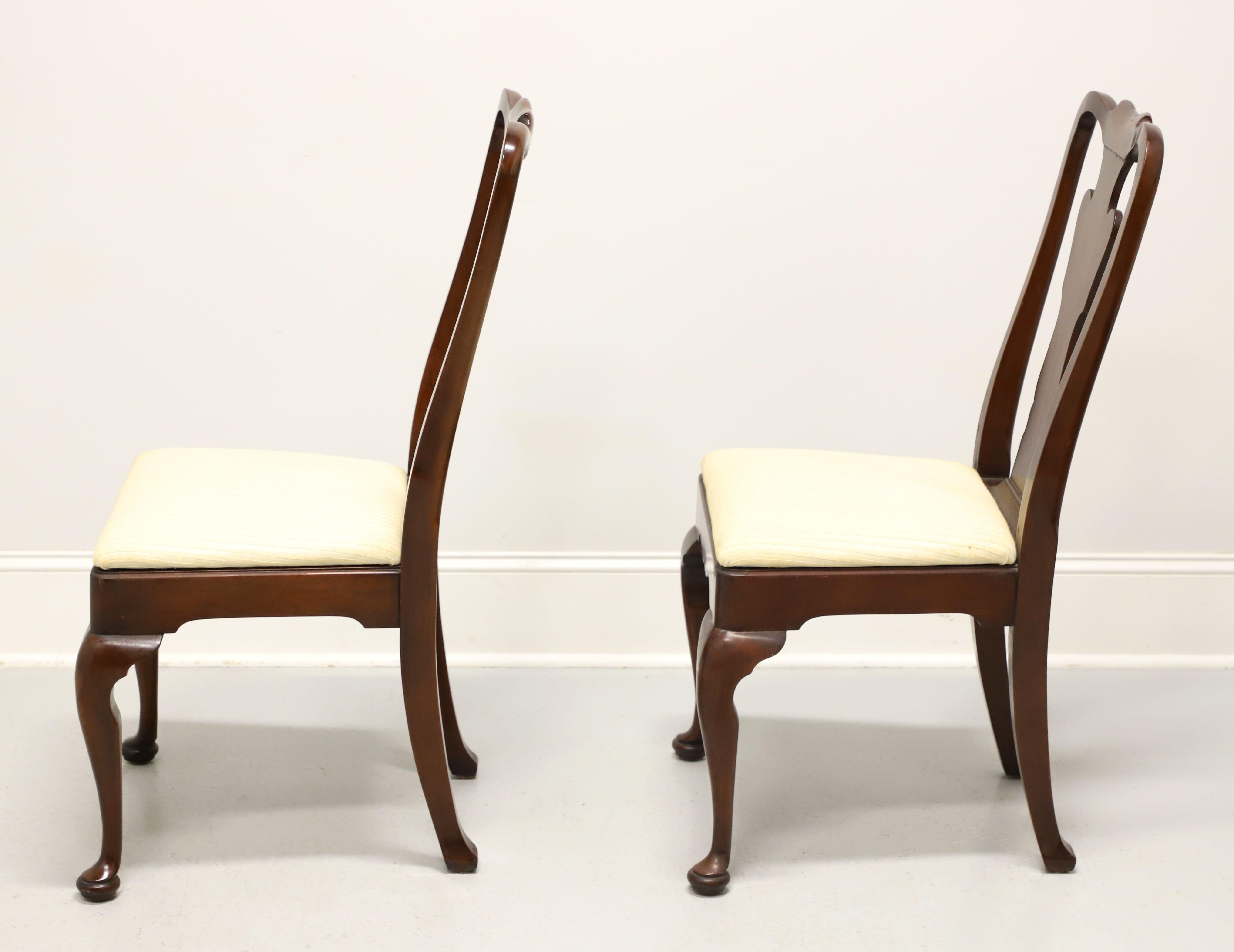 Fabric STATTON Old Towne Cherry Queen Anne Dining Side Chairs - Pair B