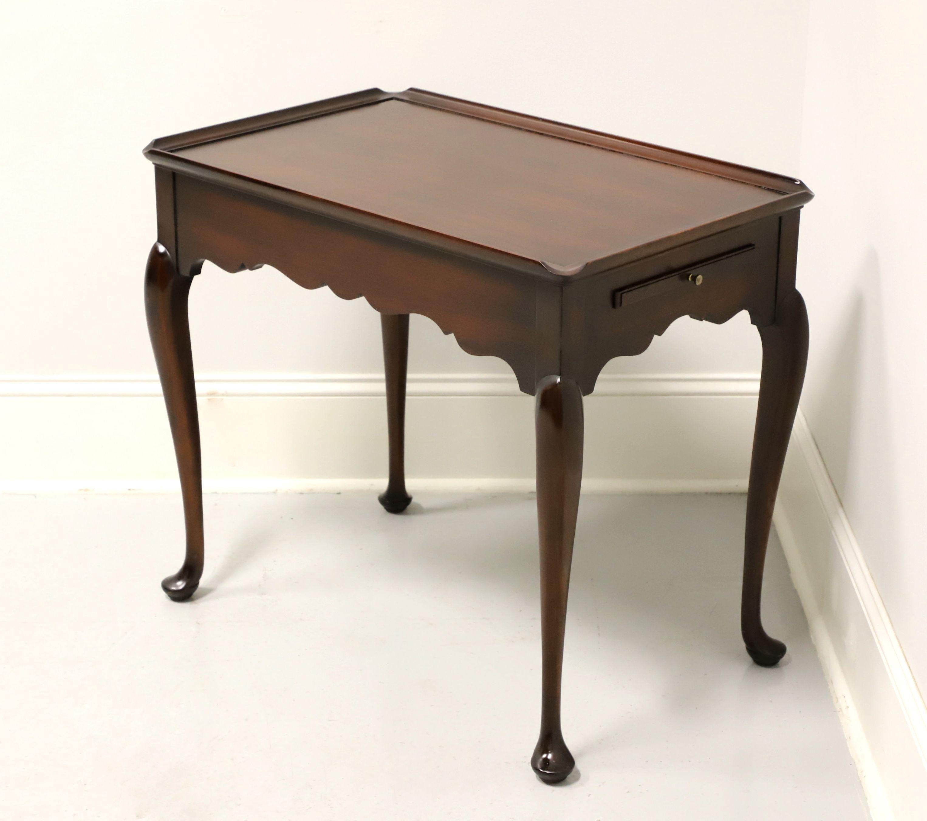 American STATTON Old Towne Cherry Queen Anne Tea Table